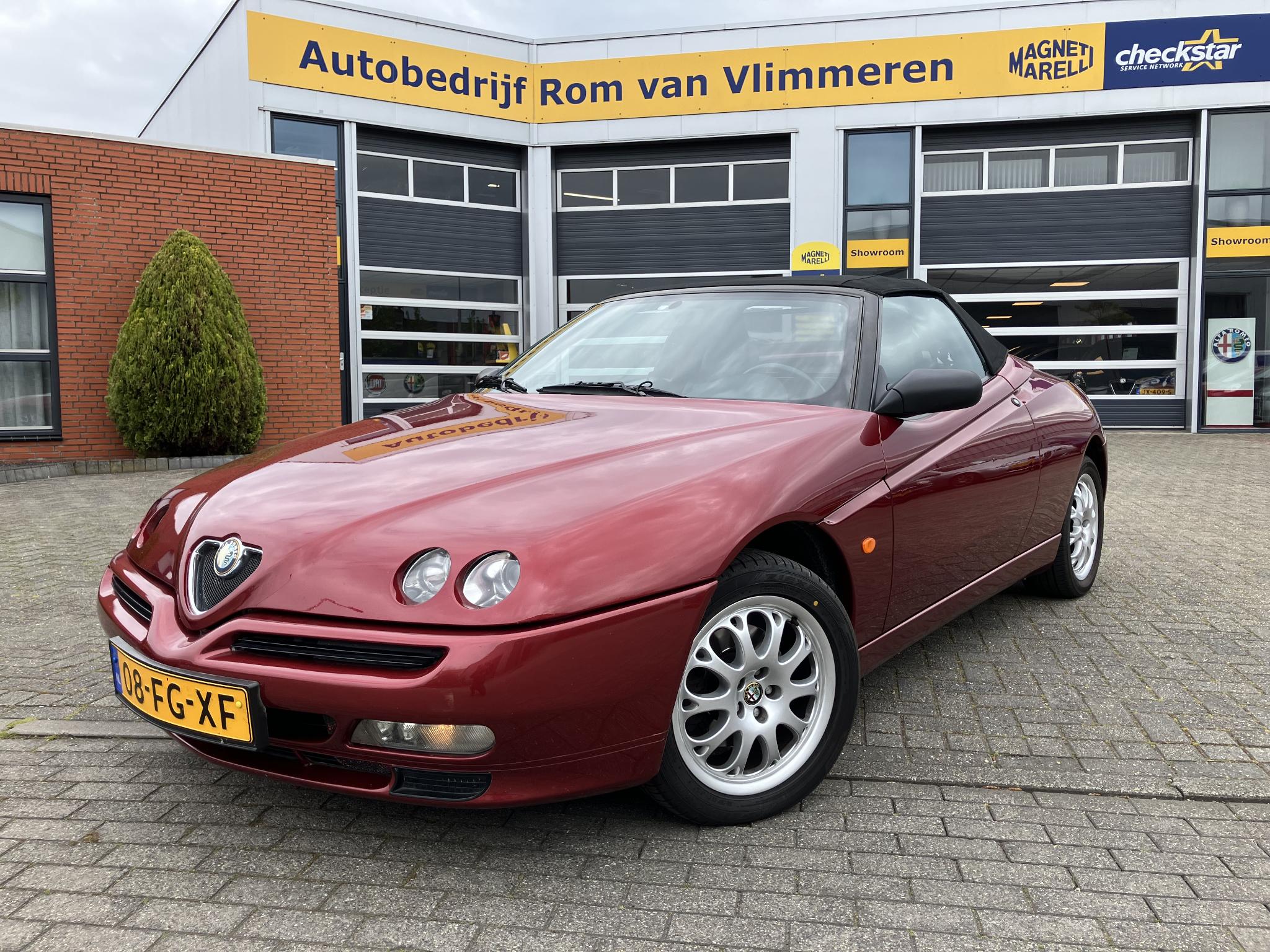 Foto van Alfa Romeo ( Alfa Romeo Spider )