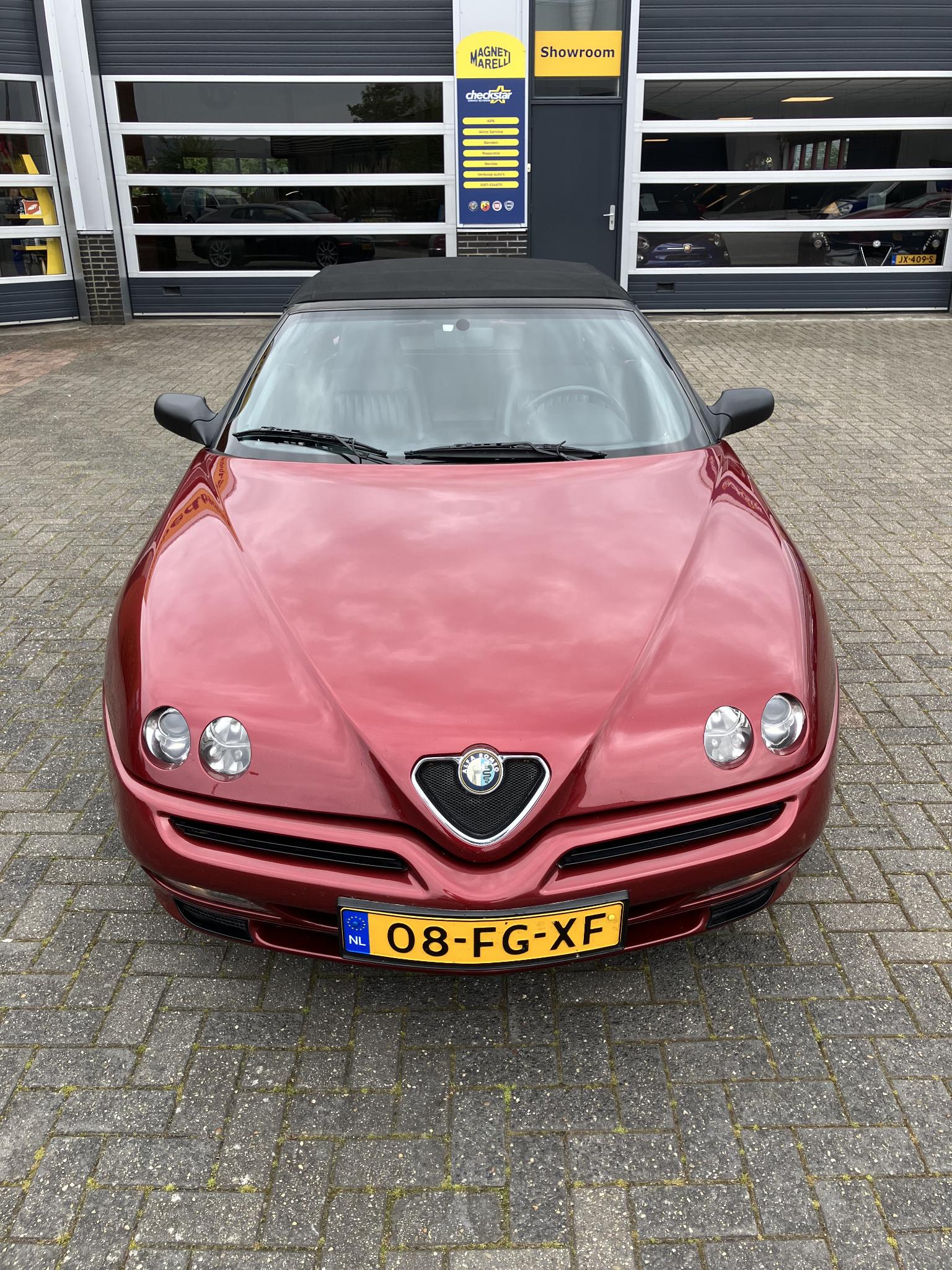 Foto van Alfa Romeo ( Alfa Romeo Spider )