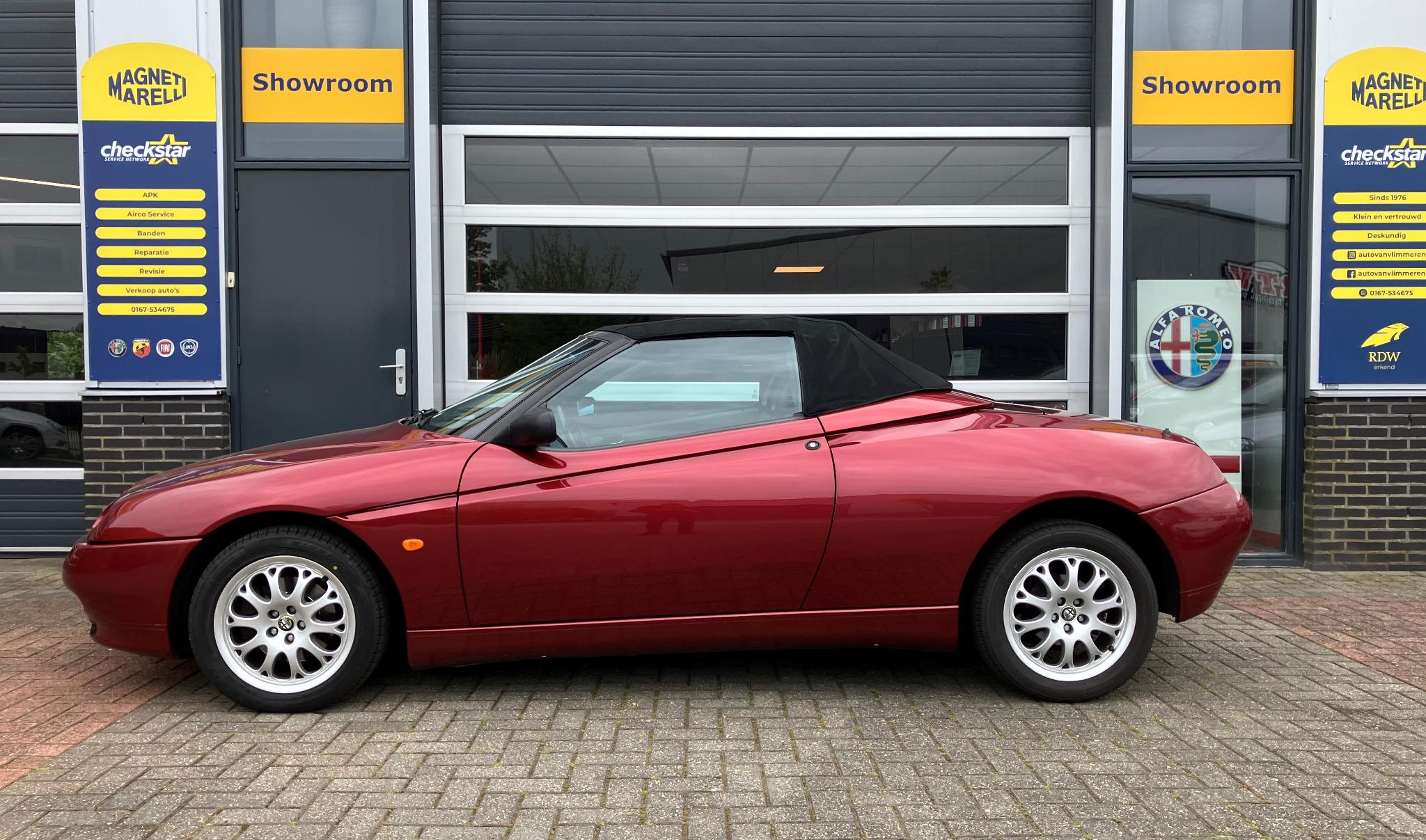 Foto van Alfa Romeo ( Alfa Romeo Spider )