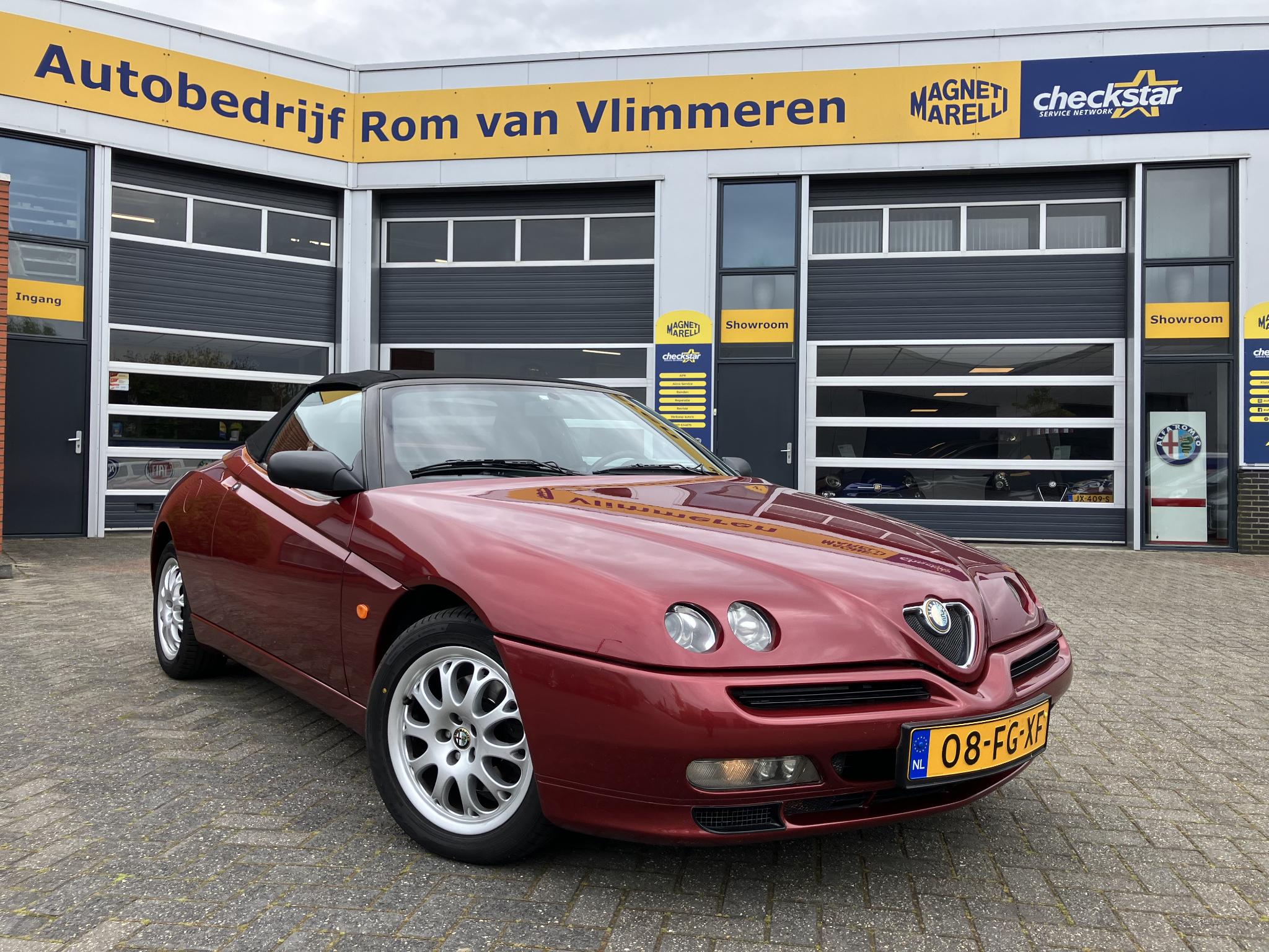 Foto van Alfa Romeo ( Alfa Romeo Spider )
