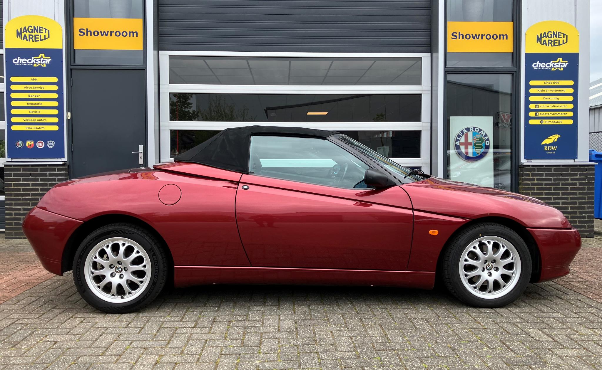 Foto van Alfa Romeo ( Alfa Romeo Spider )