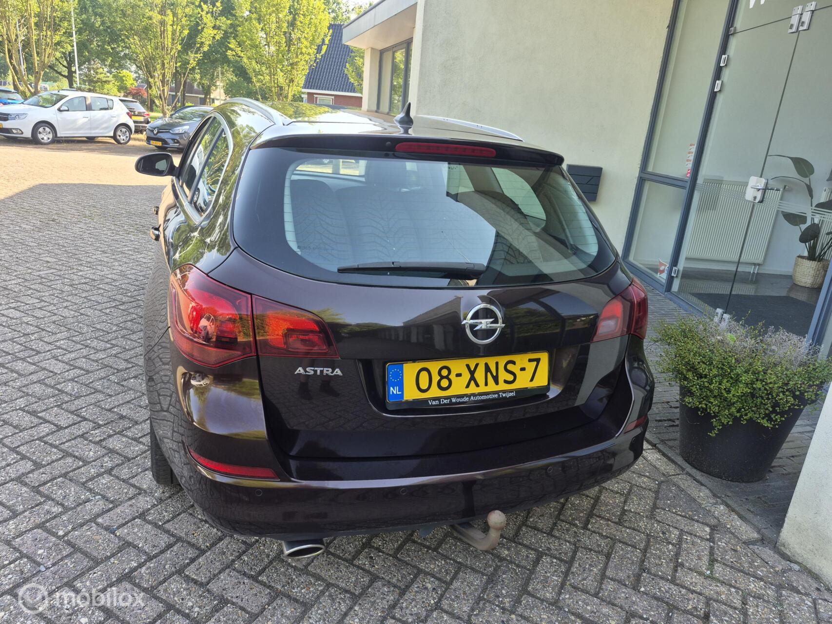 Foto van Opel Astra Sports Tourer