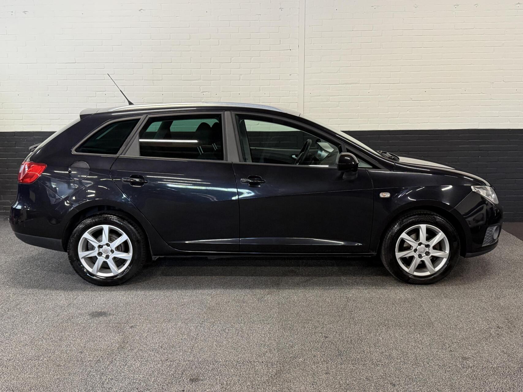 Foto van Seat Ibiza ST