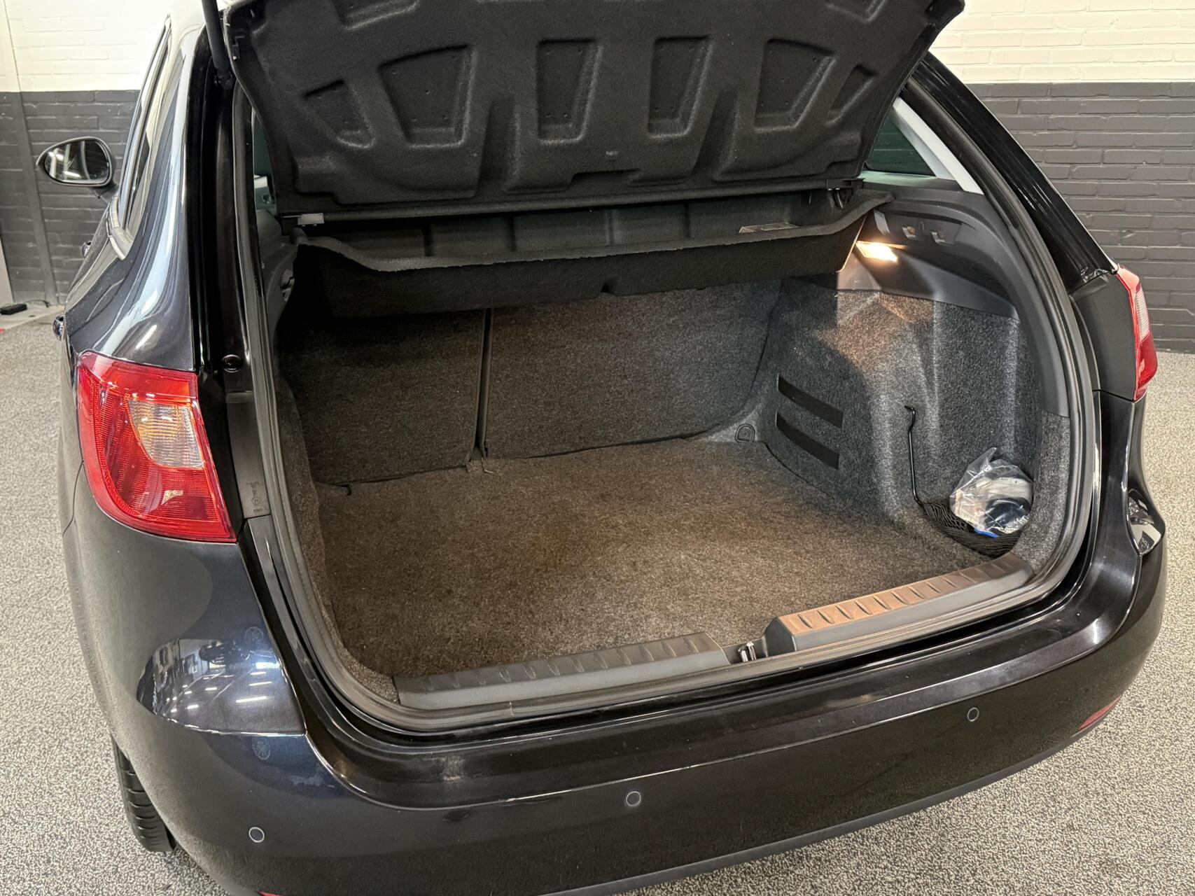 Foto van Seat Ibiza ST