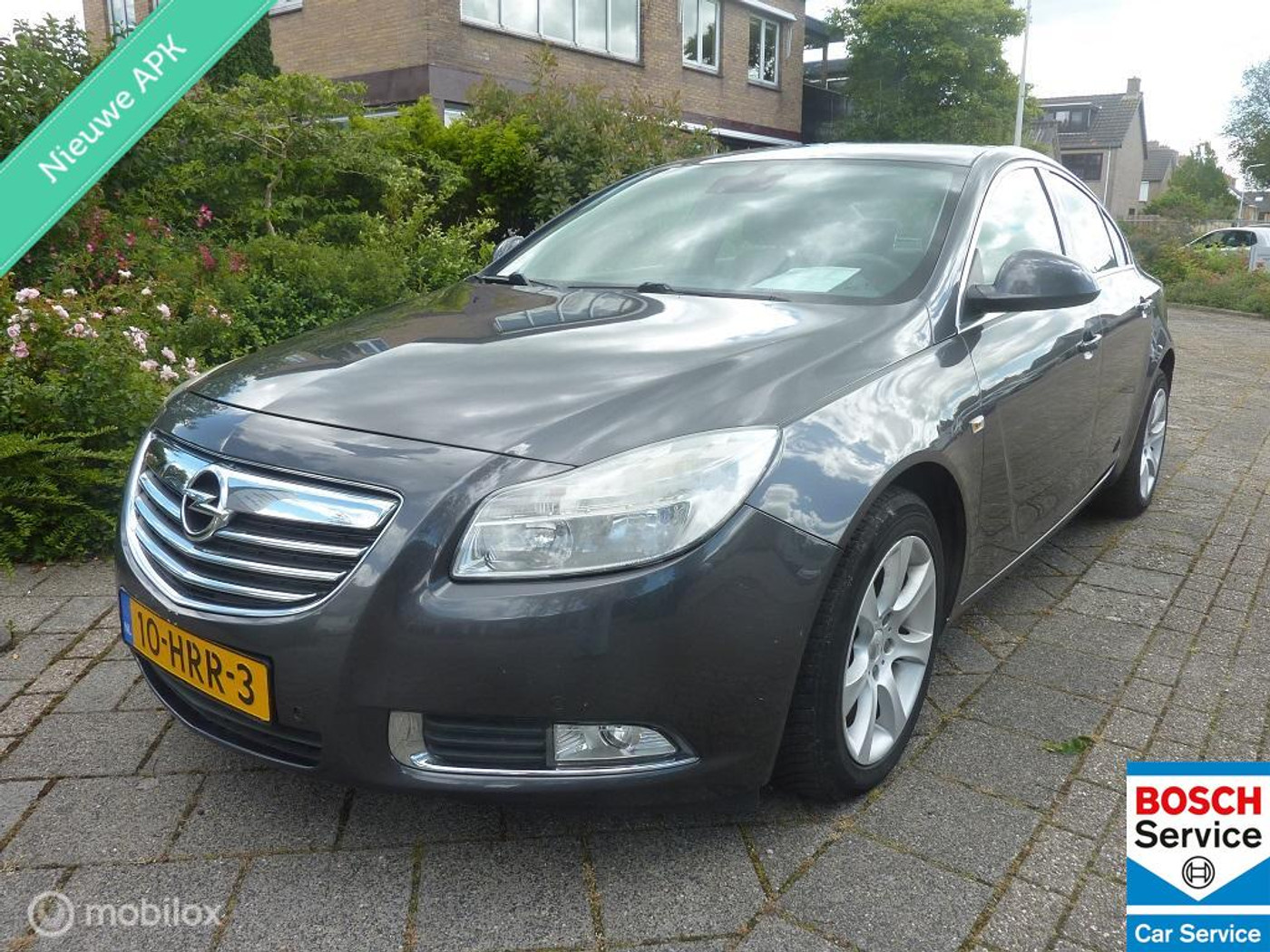 Opel Insignia 1.8 Executive 2009 - voorkant