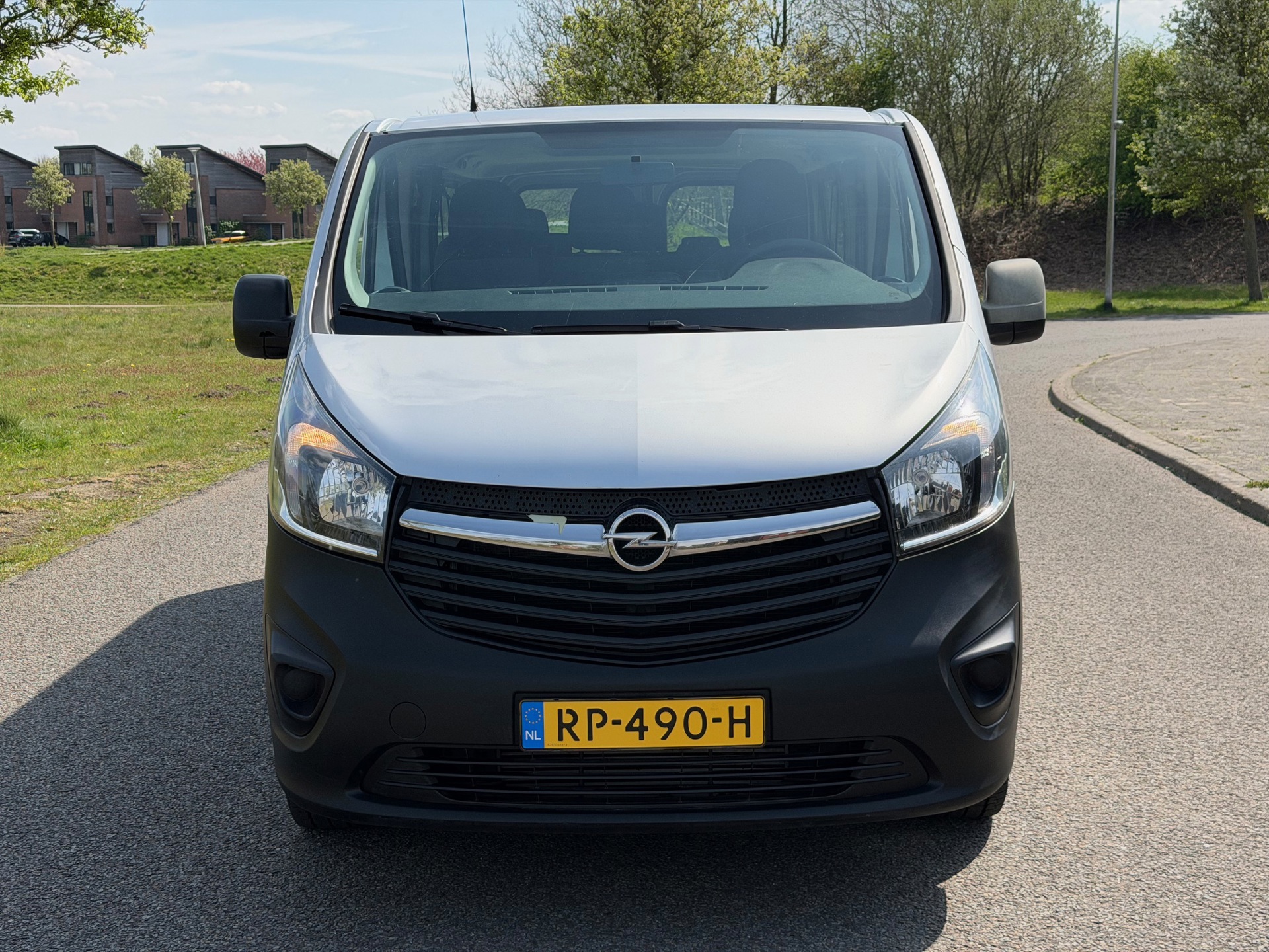 Foto van Opel Vivaro-b