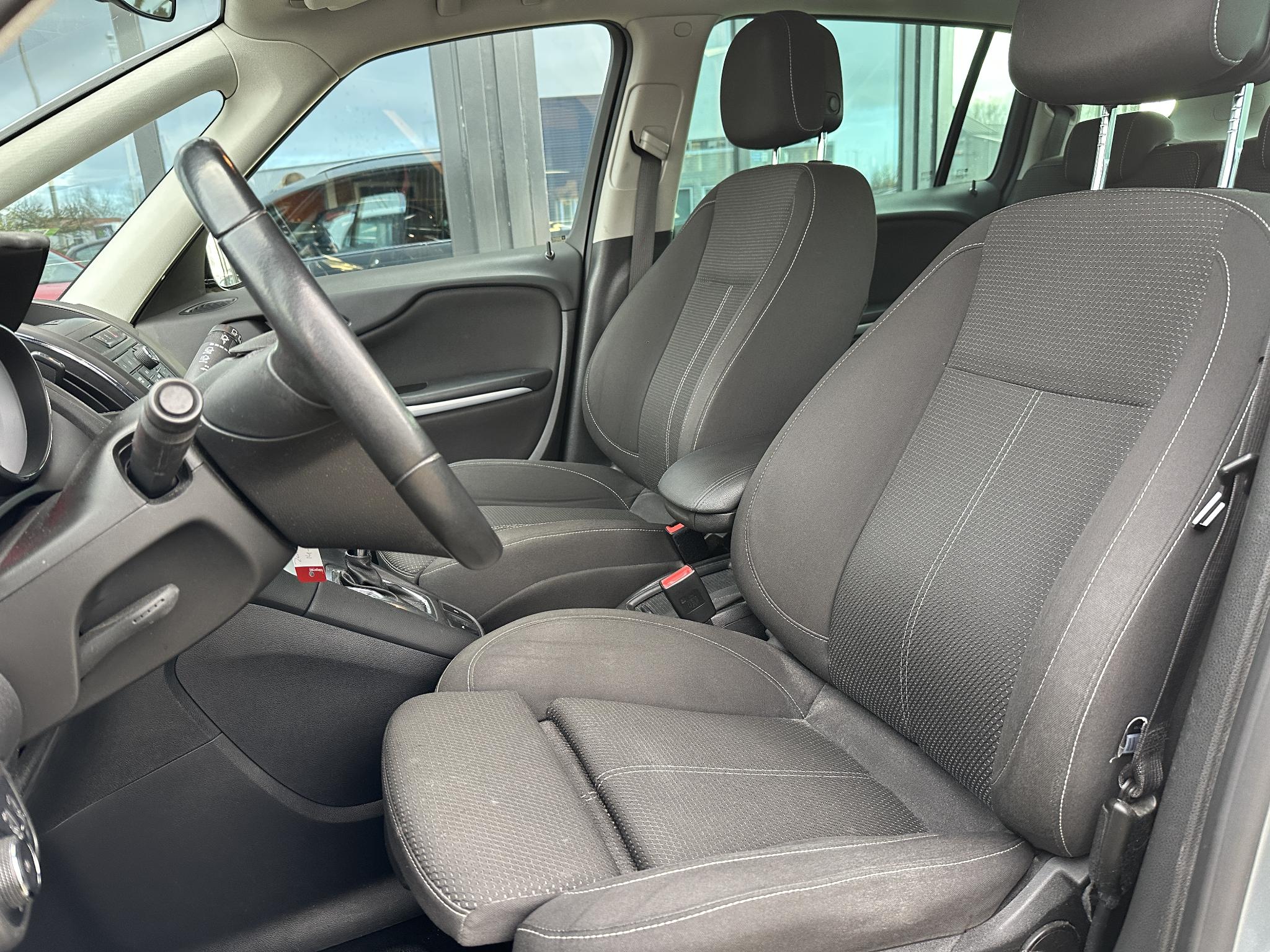 Foto van Opel Zafira Tourer