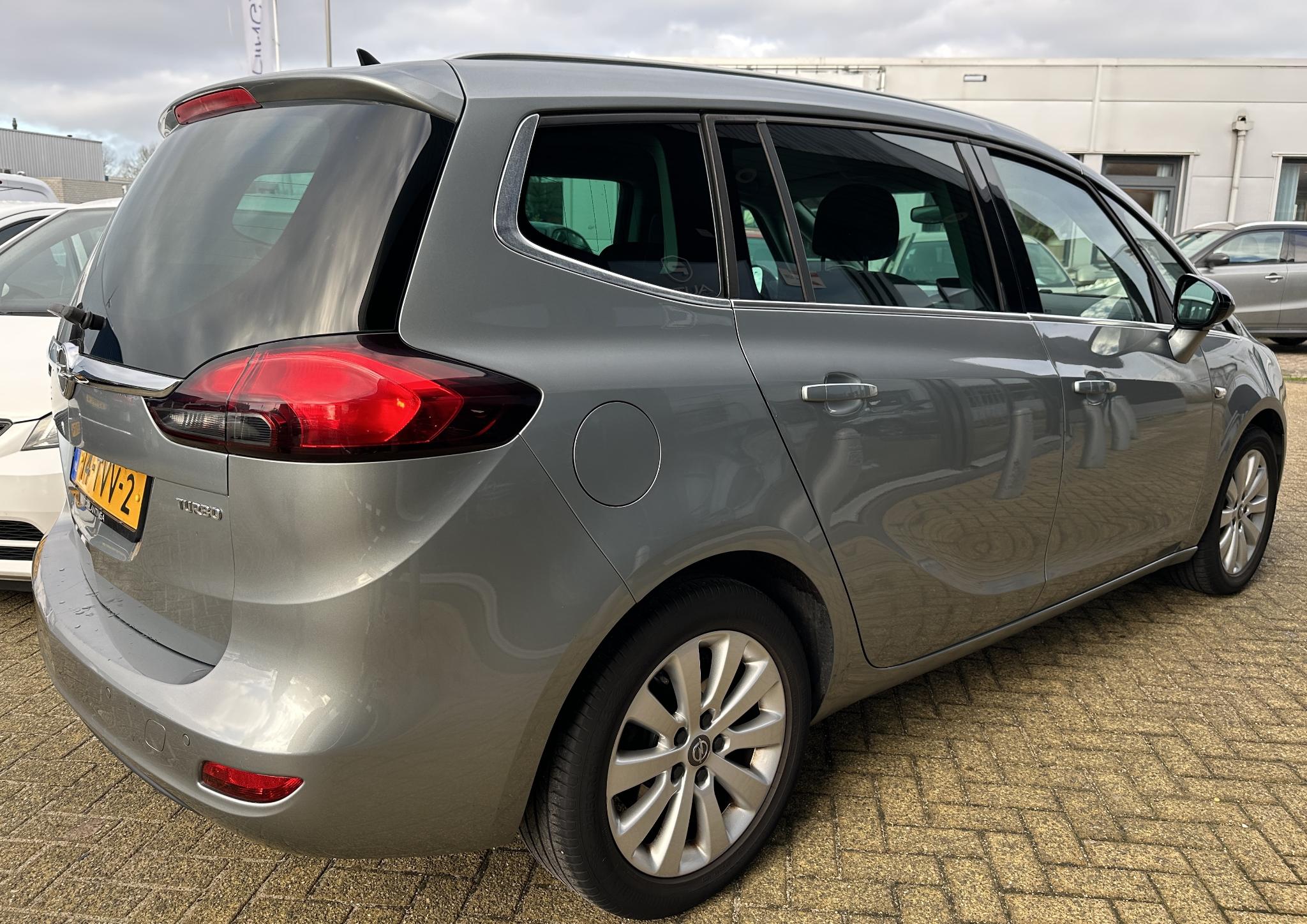 Foto van Opel Zafira Tourer