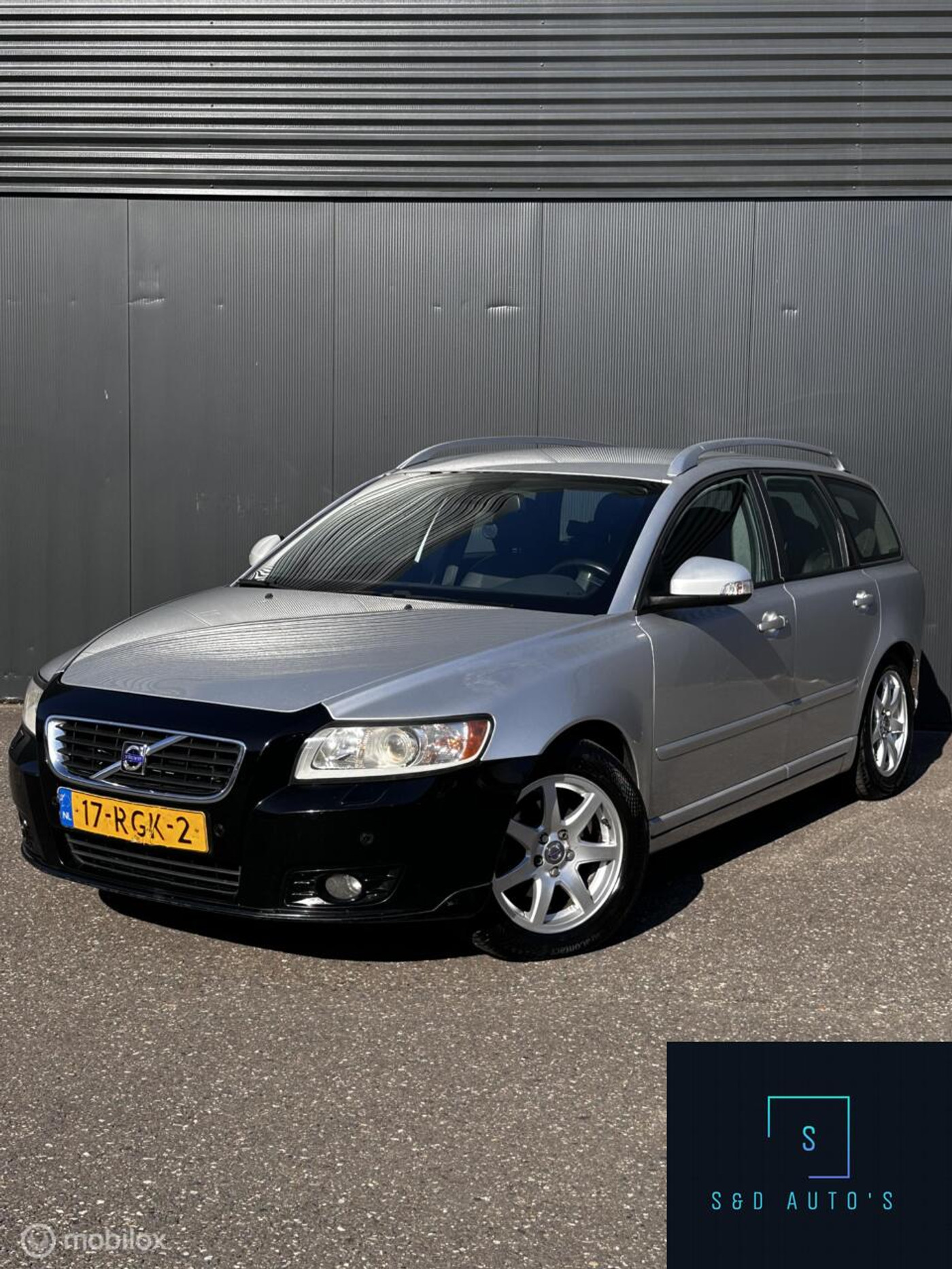 Volvo V50 1.6 D2 S/S Kinetic / Rijdt en schakelt perfect… 2011 - voorkant