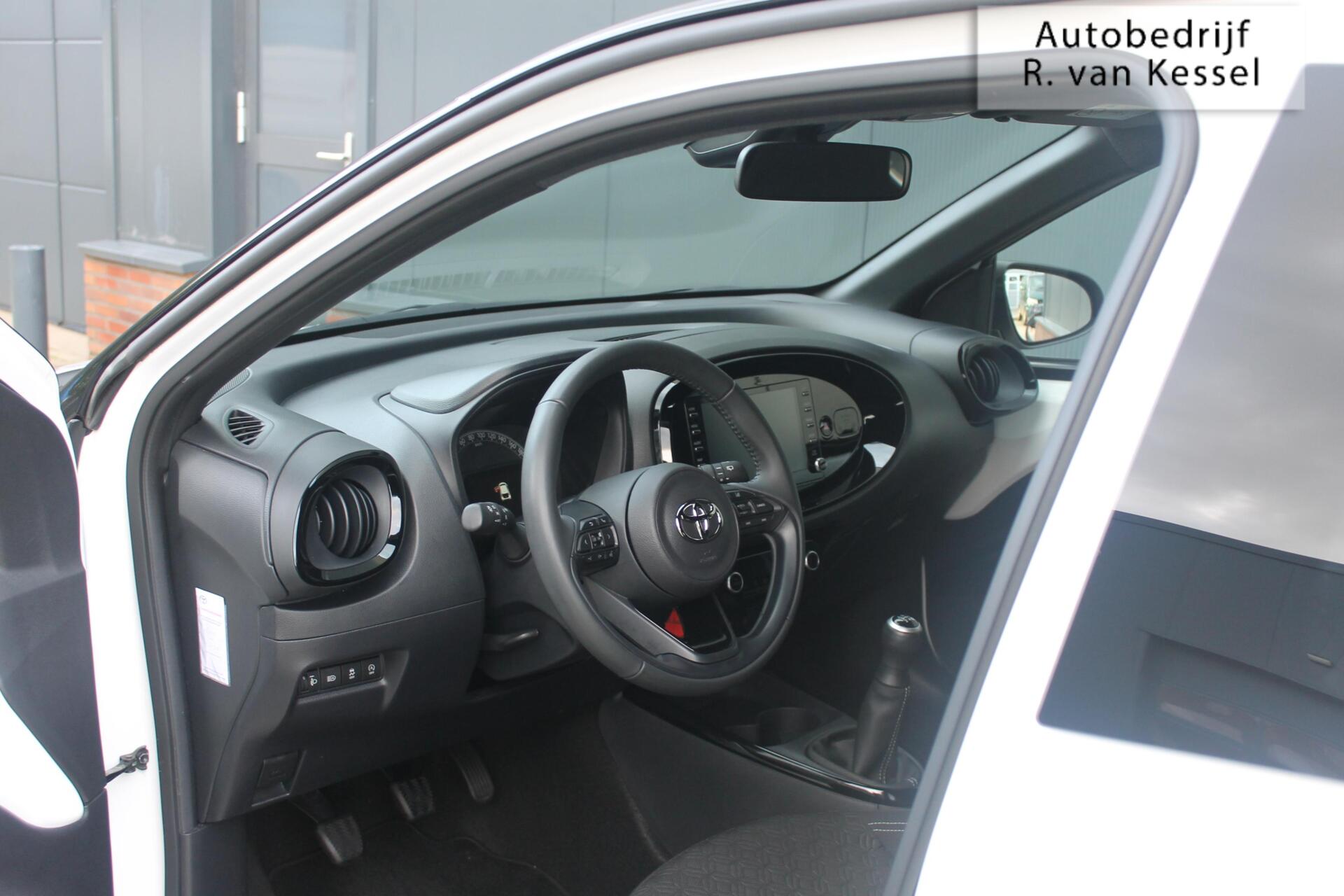 Foto van Toyota Aygo X