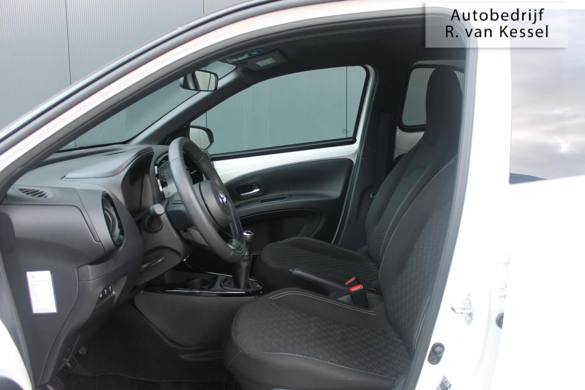 Foto van Toyota Aygo X