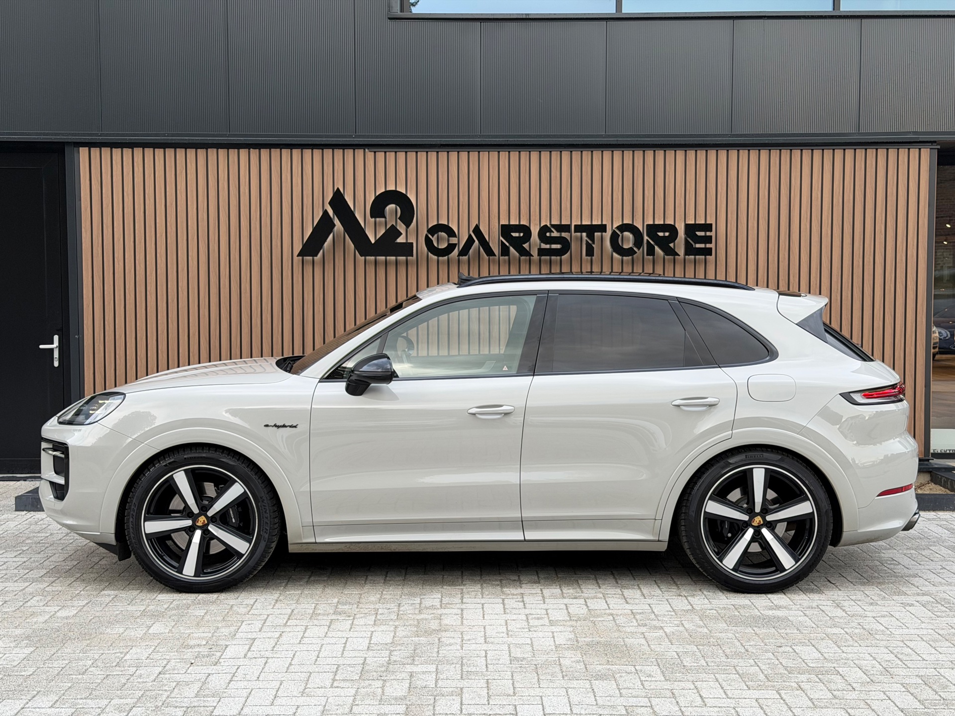 Foto van Porsche Cayenne E-hybrid