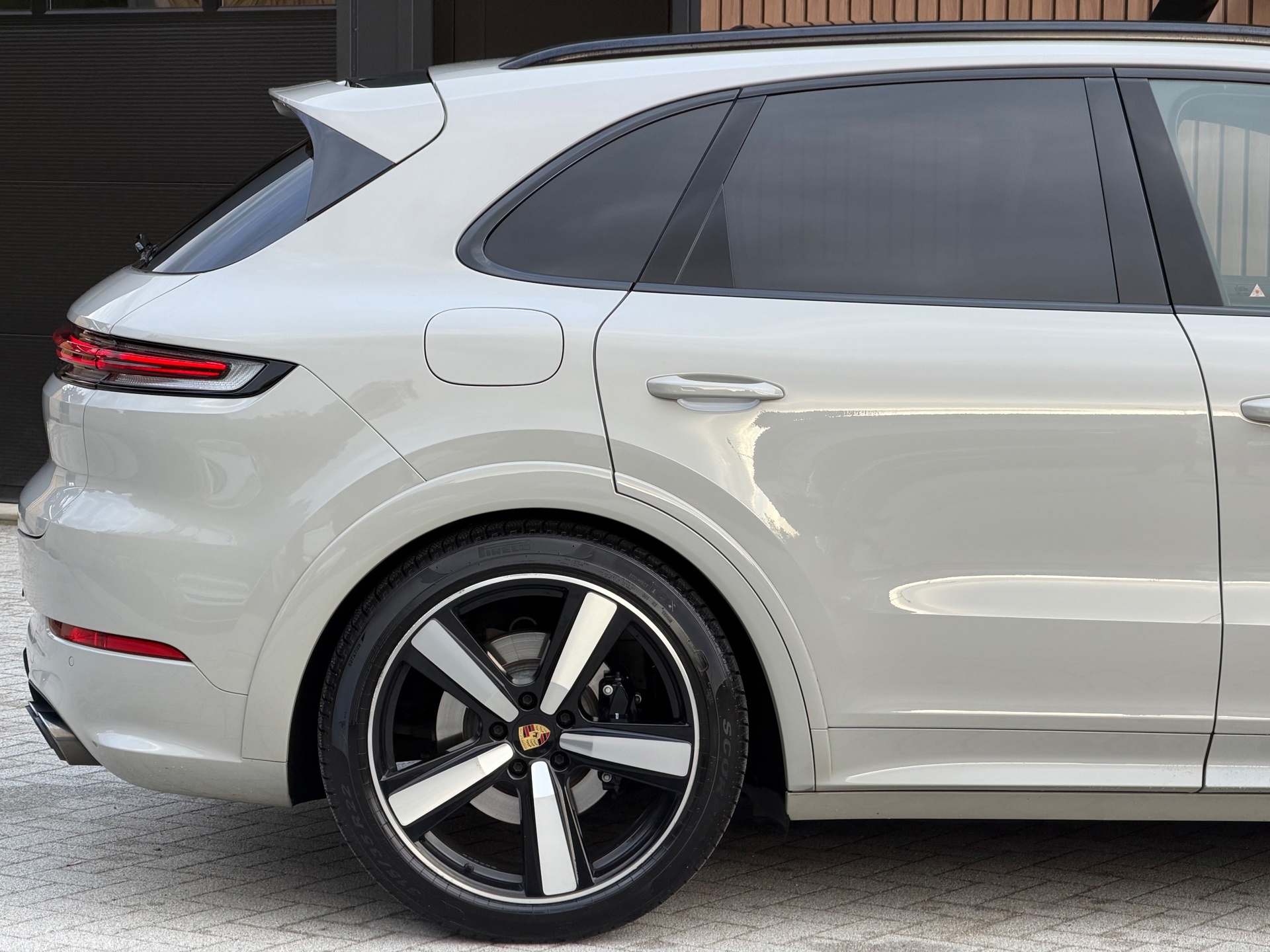 Foto van Porsche Cayenne E-hybrid