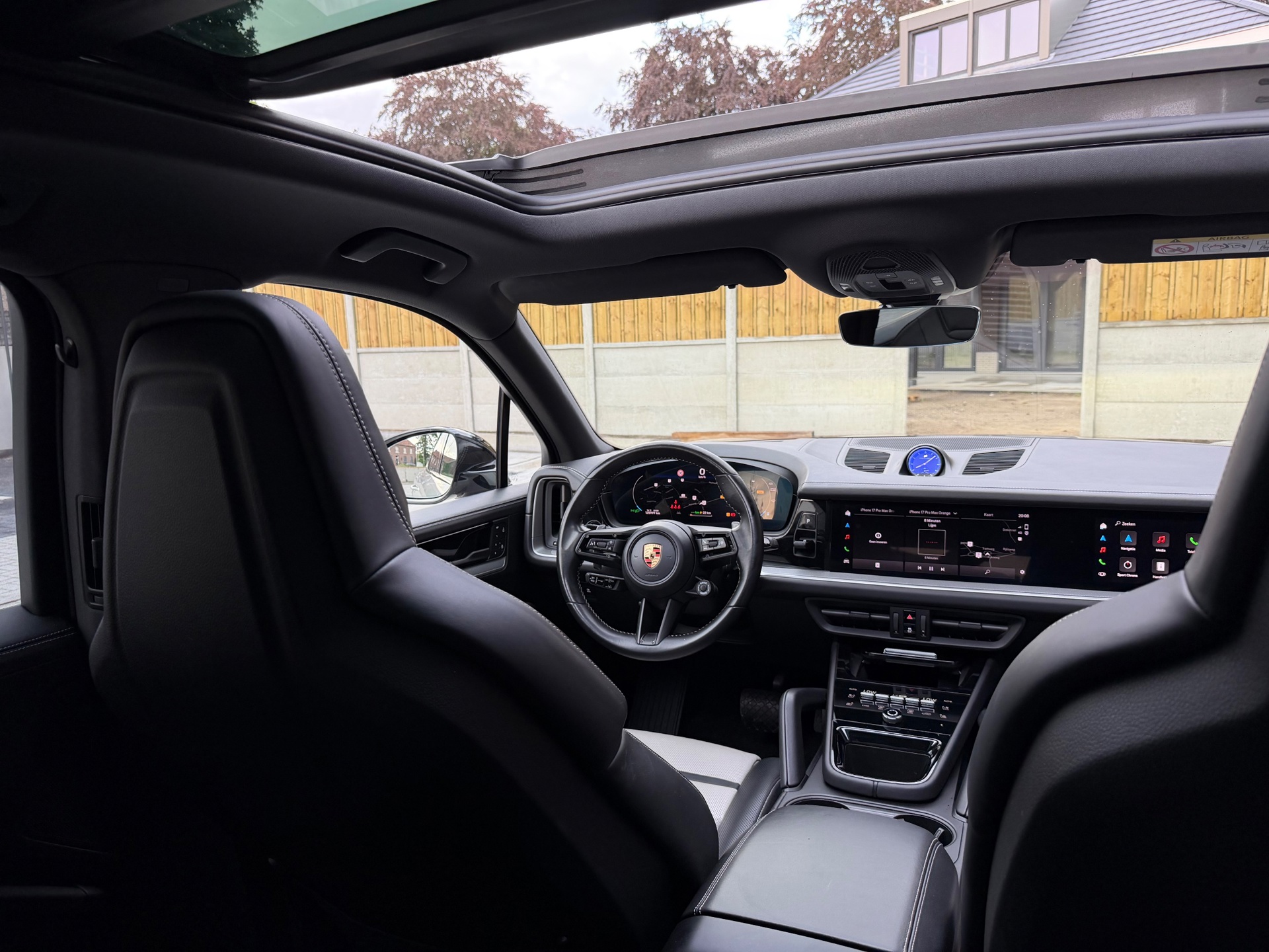Foto van Porsche Cayenne E-hybrid