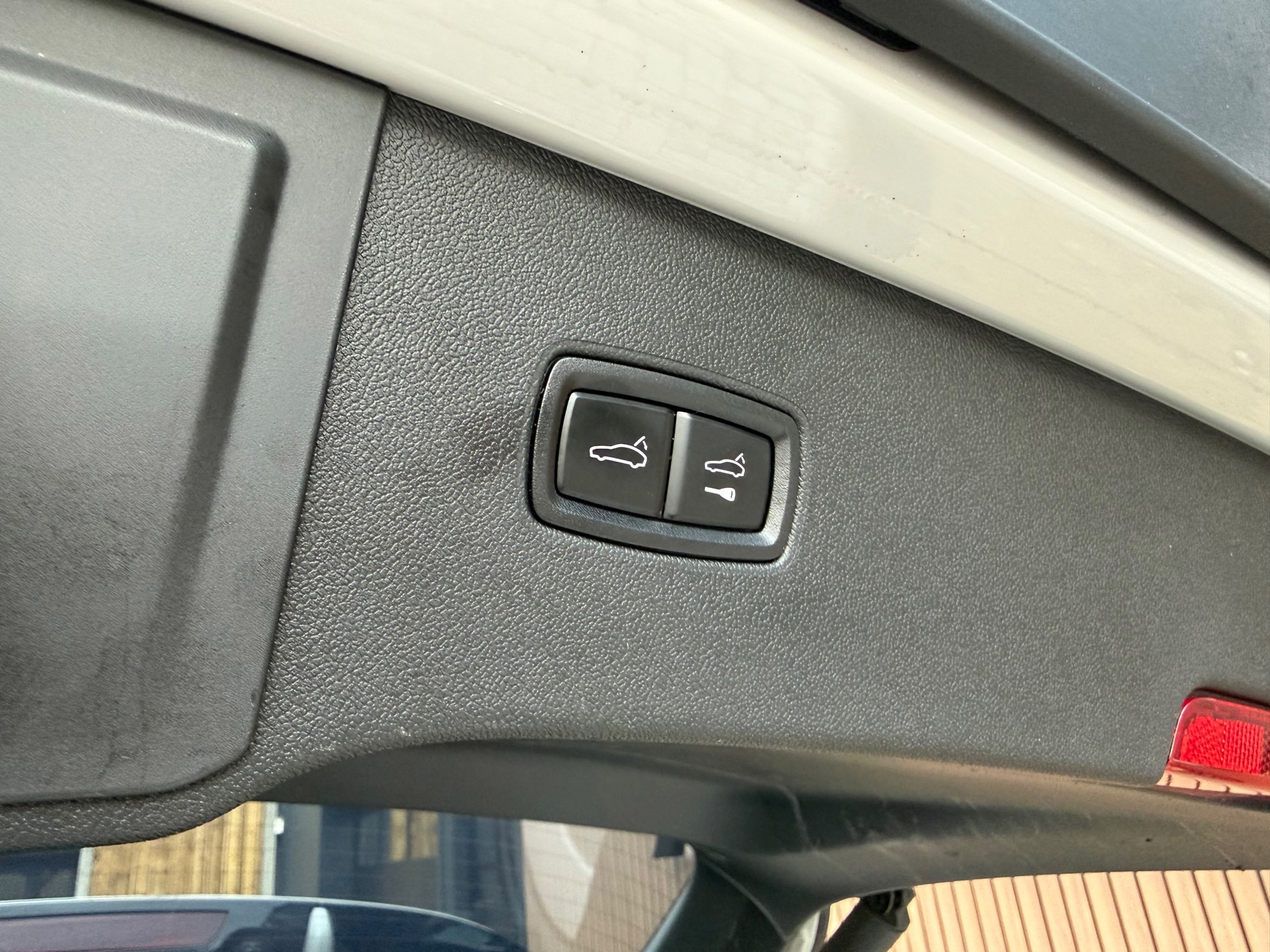 Foto van Porsche Cayenne E-hybrid