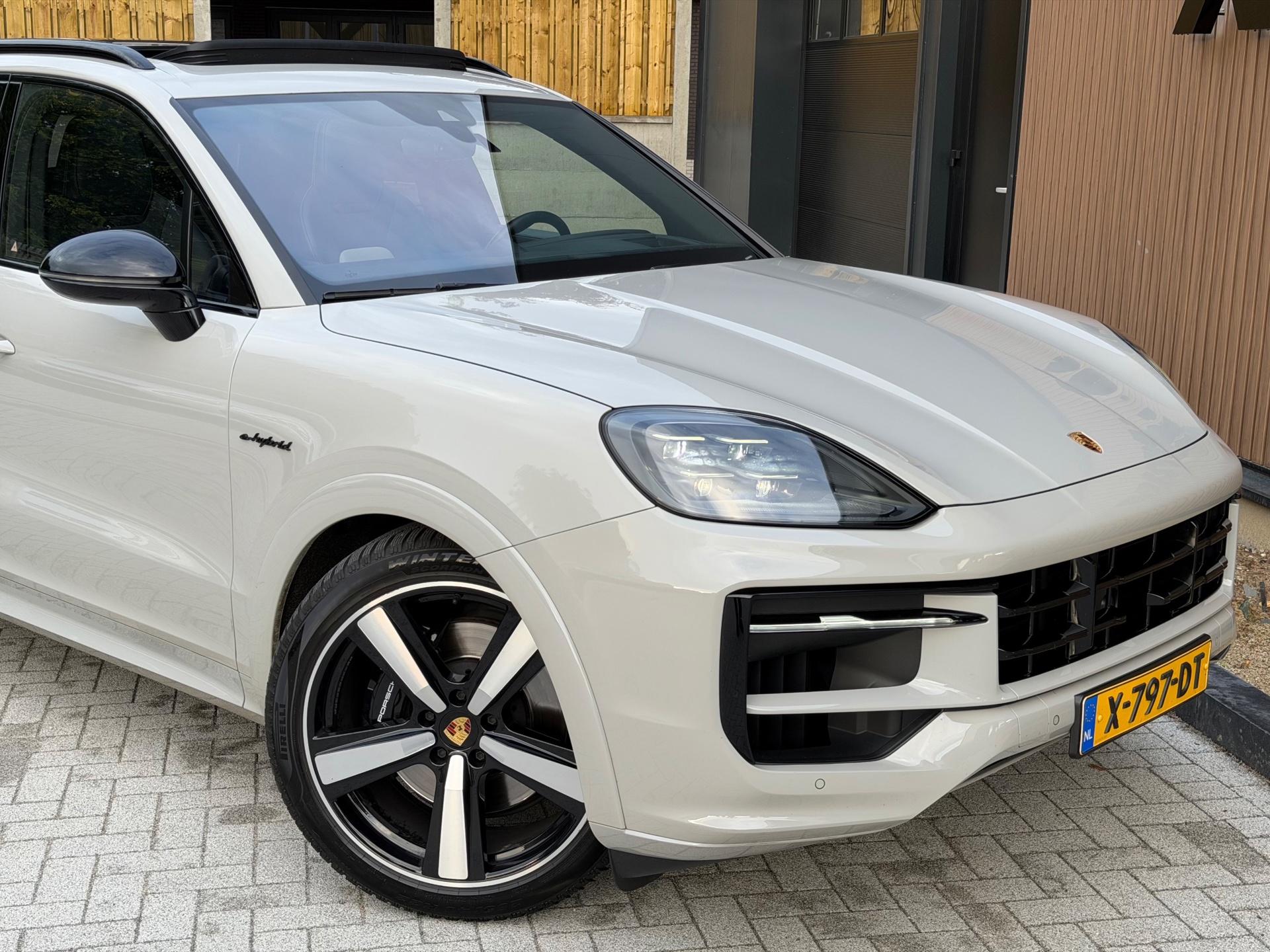 Foto van Porsche Cayenne E-hybrid