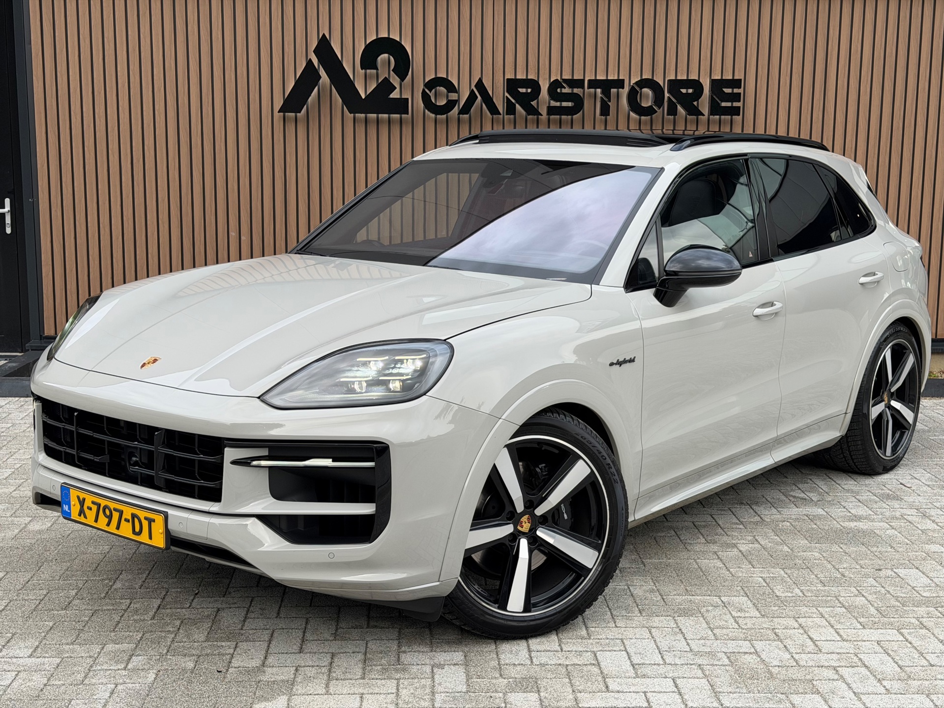 Foto van Porsche Cayenne E-hybrid
