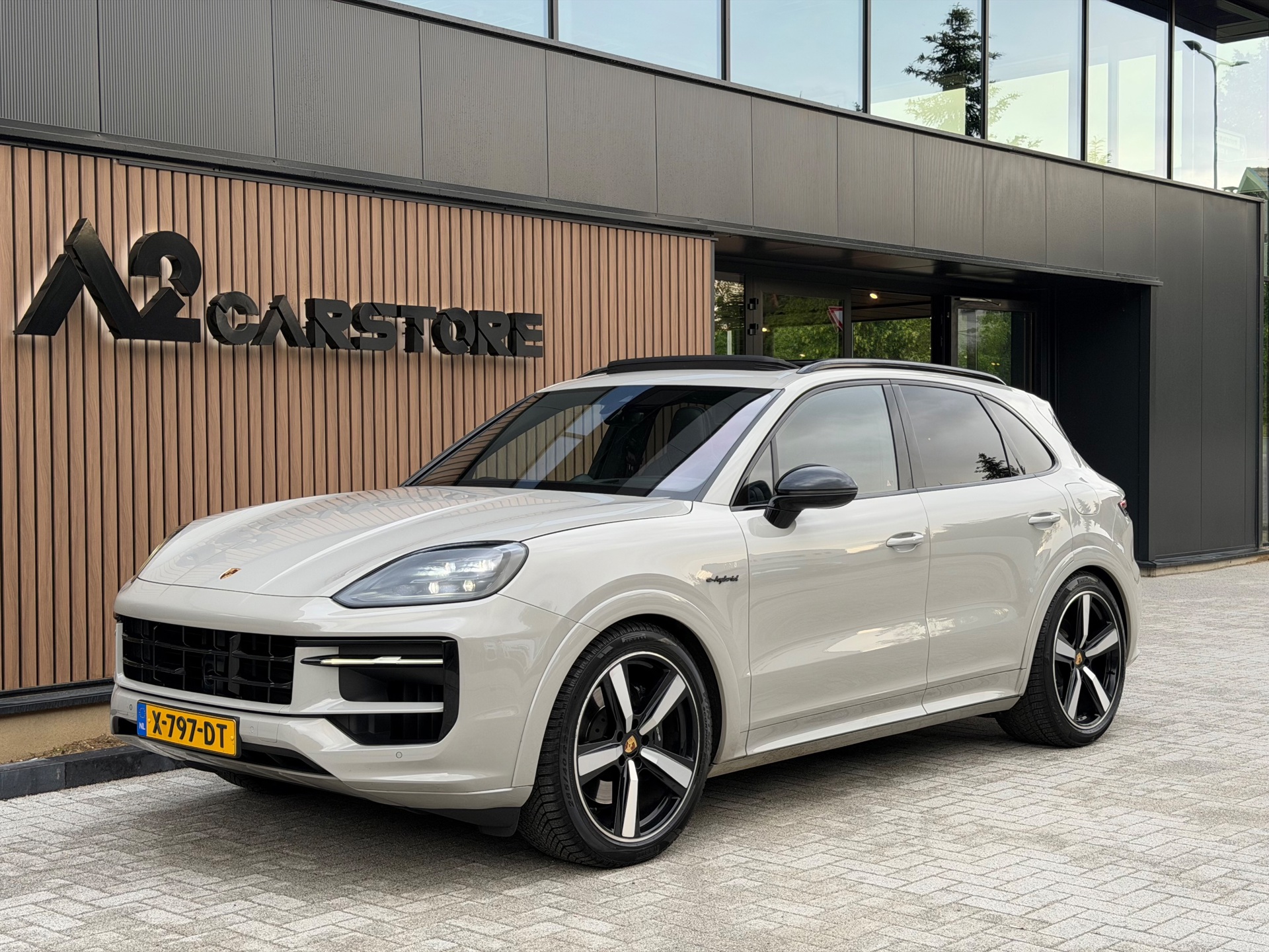 Foto van Porsche Cayenne E-hybrid
