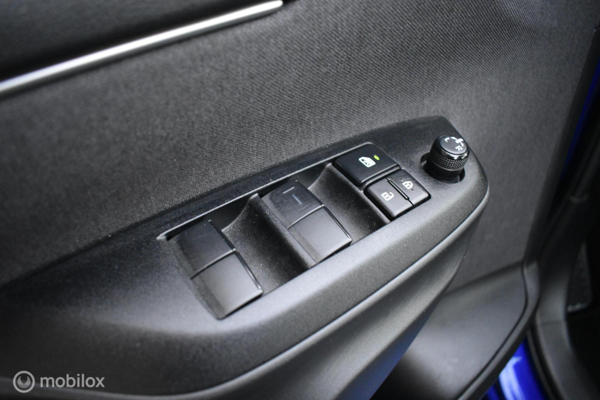 Foto van Mazda Mazda2 Hybrid