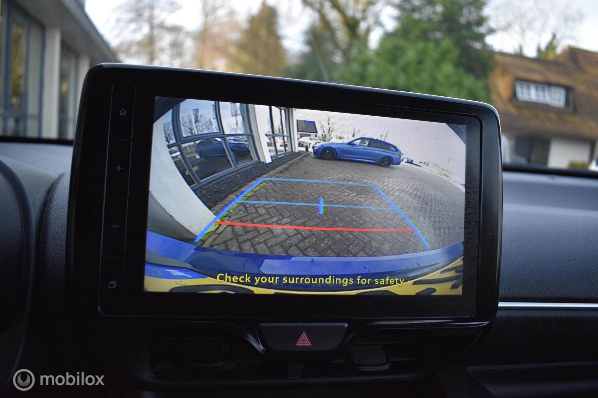 Foto van Mazda Mazda2 Hybrid