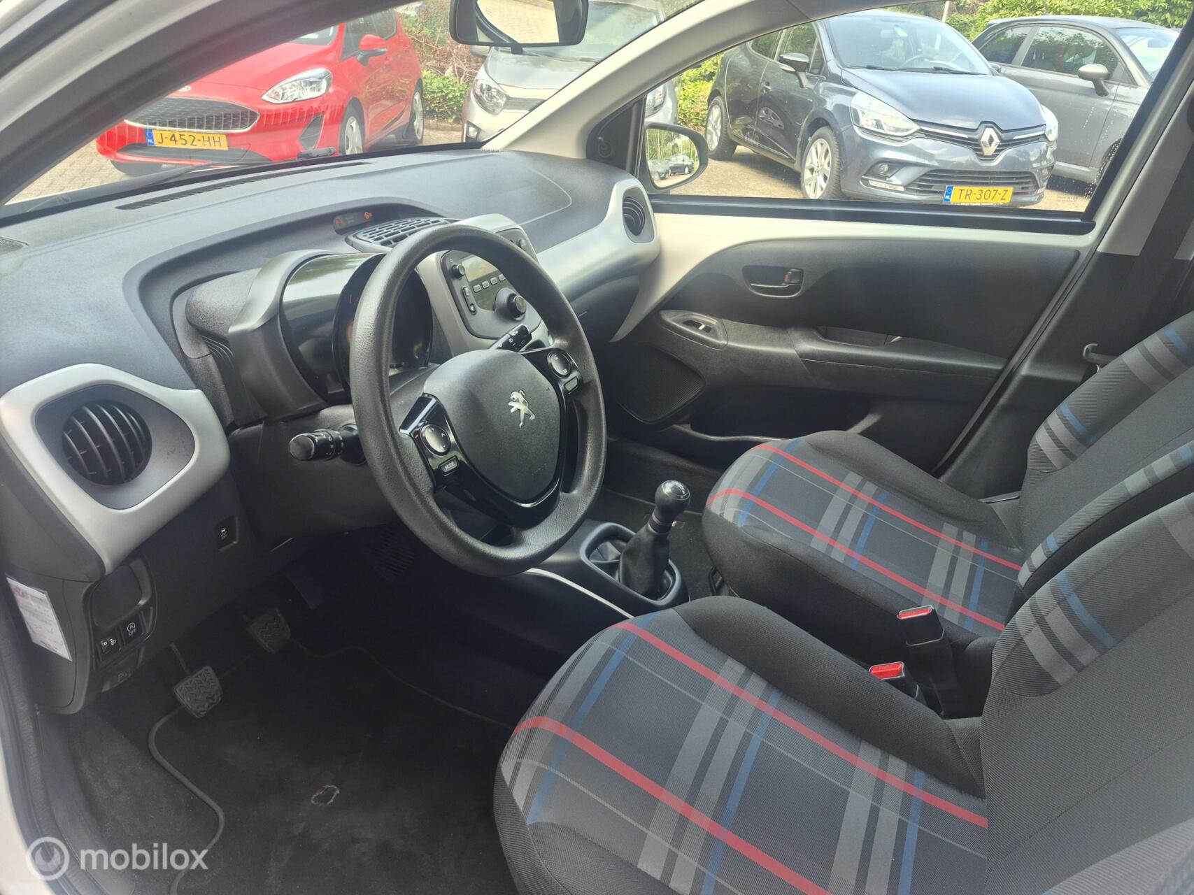 Foto van Peugeot Peugeot 108