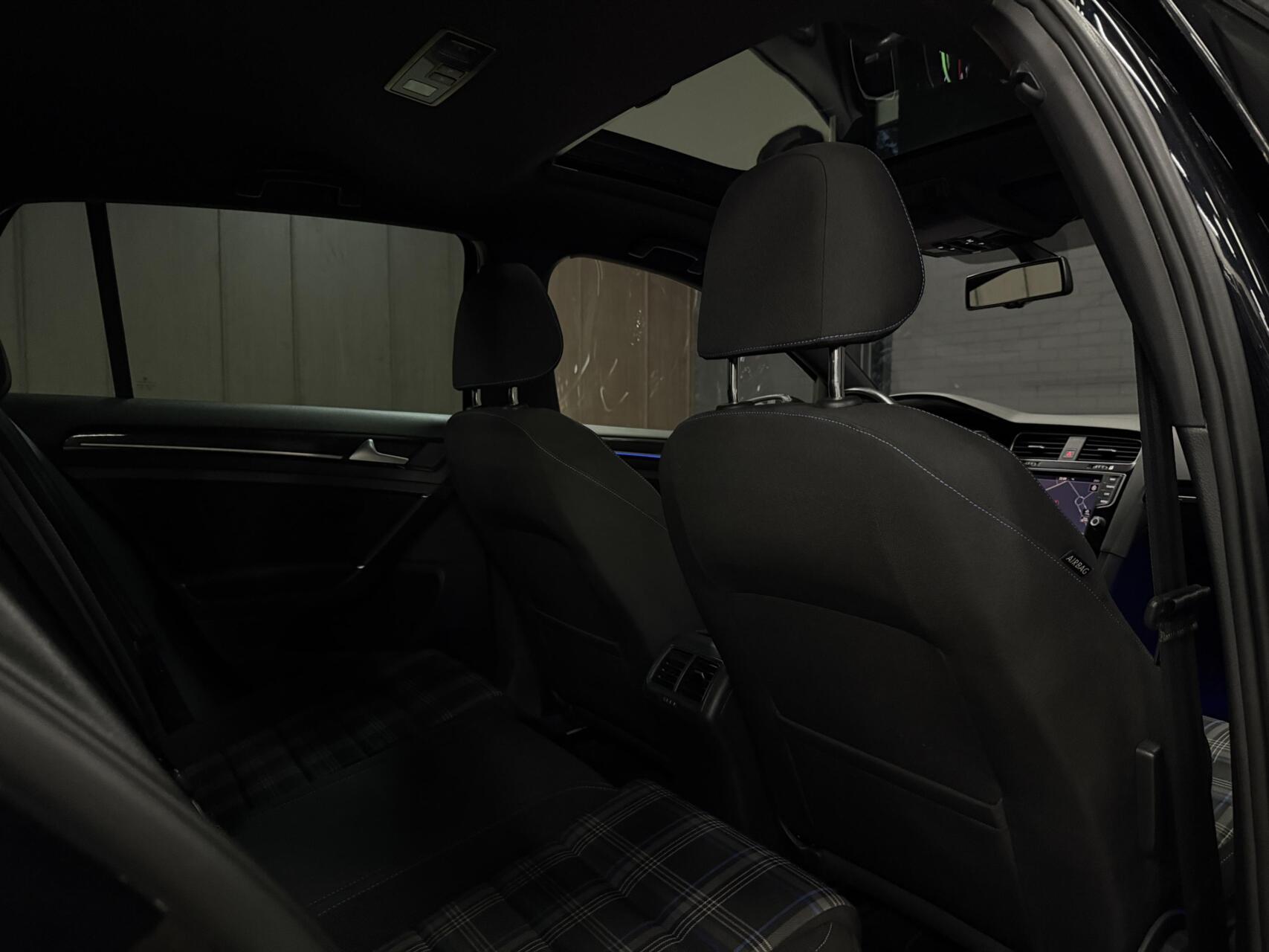 Foto van Volkswagen Golf GTE