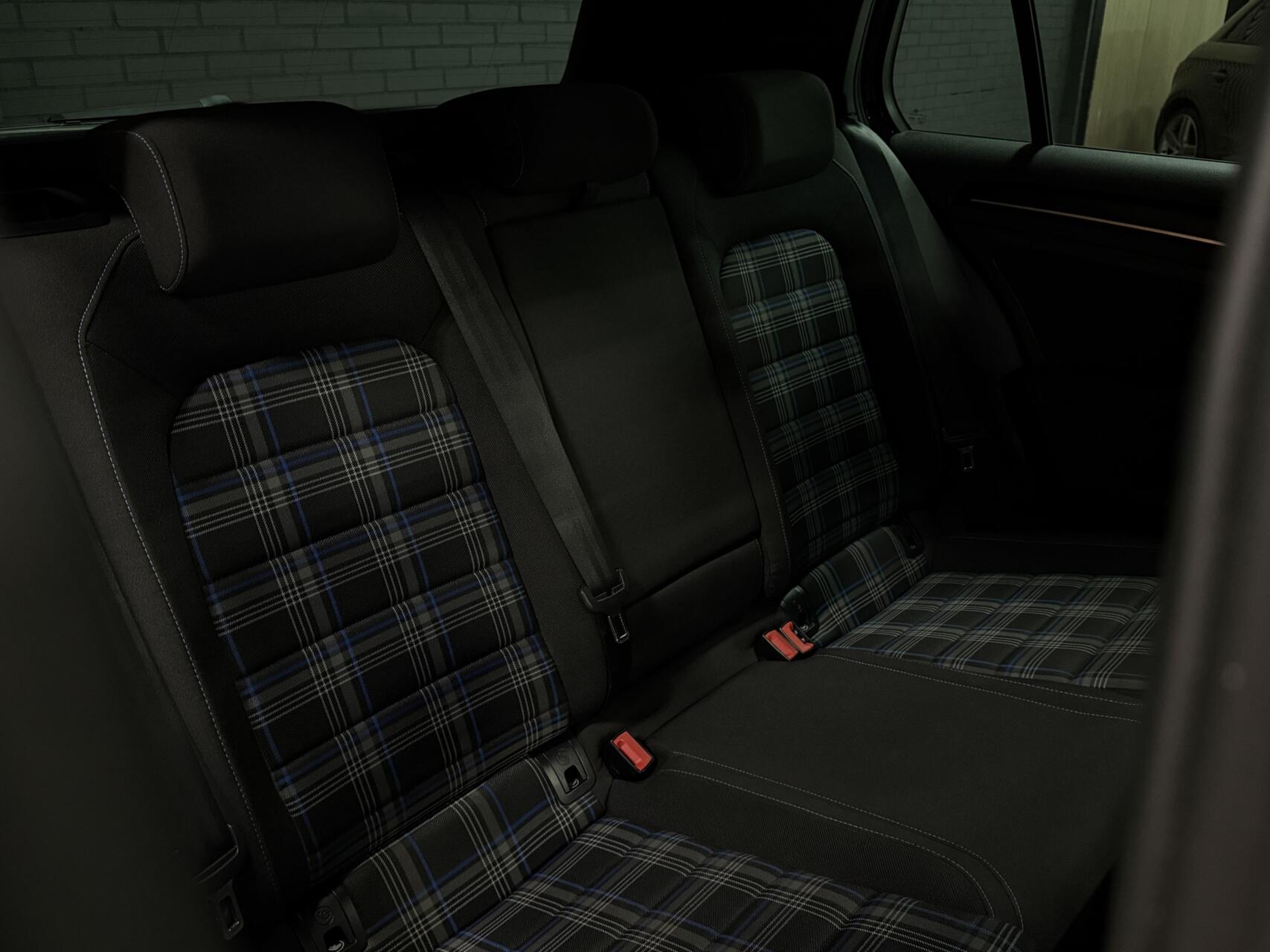 Foto van Volkswagen Golf GTE