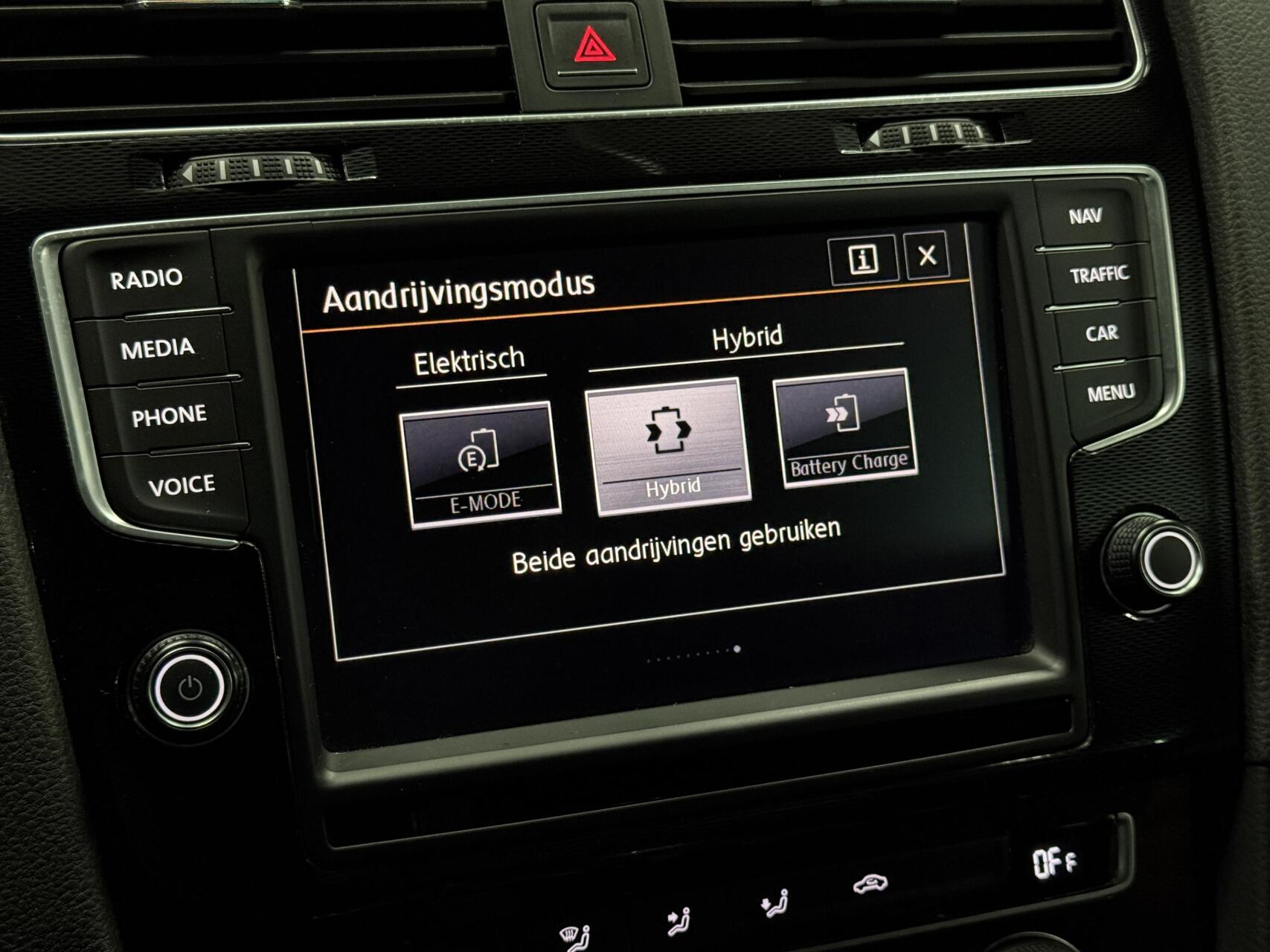 Foto van Volkswagen Golf GTE