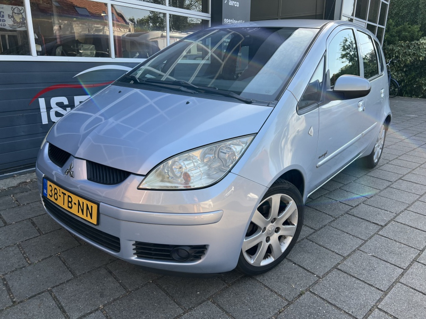 Mitsubishi Mitsubishi Colt 1.3 Heartbeat Airco 1e eigenaar 2006 - voorkant