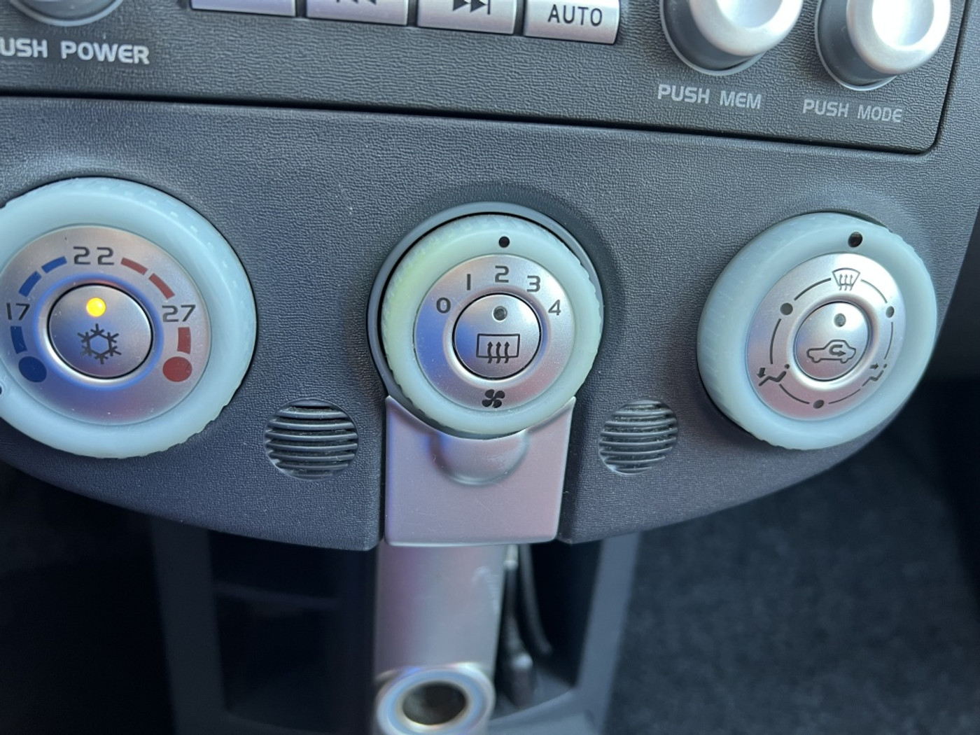 Foto van Mitsubishi Mitsubishi Colt