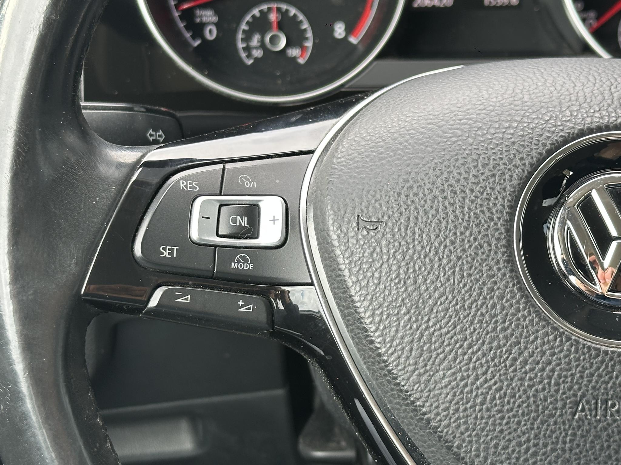 Foto van Volkswagen Golf Sportsvan