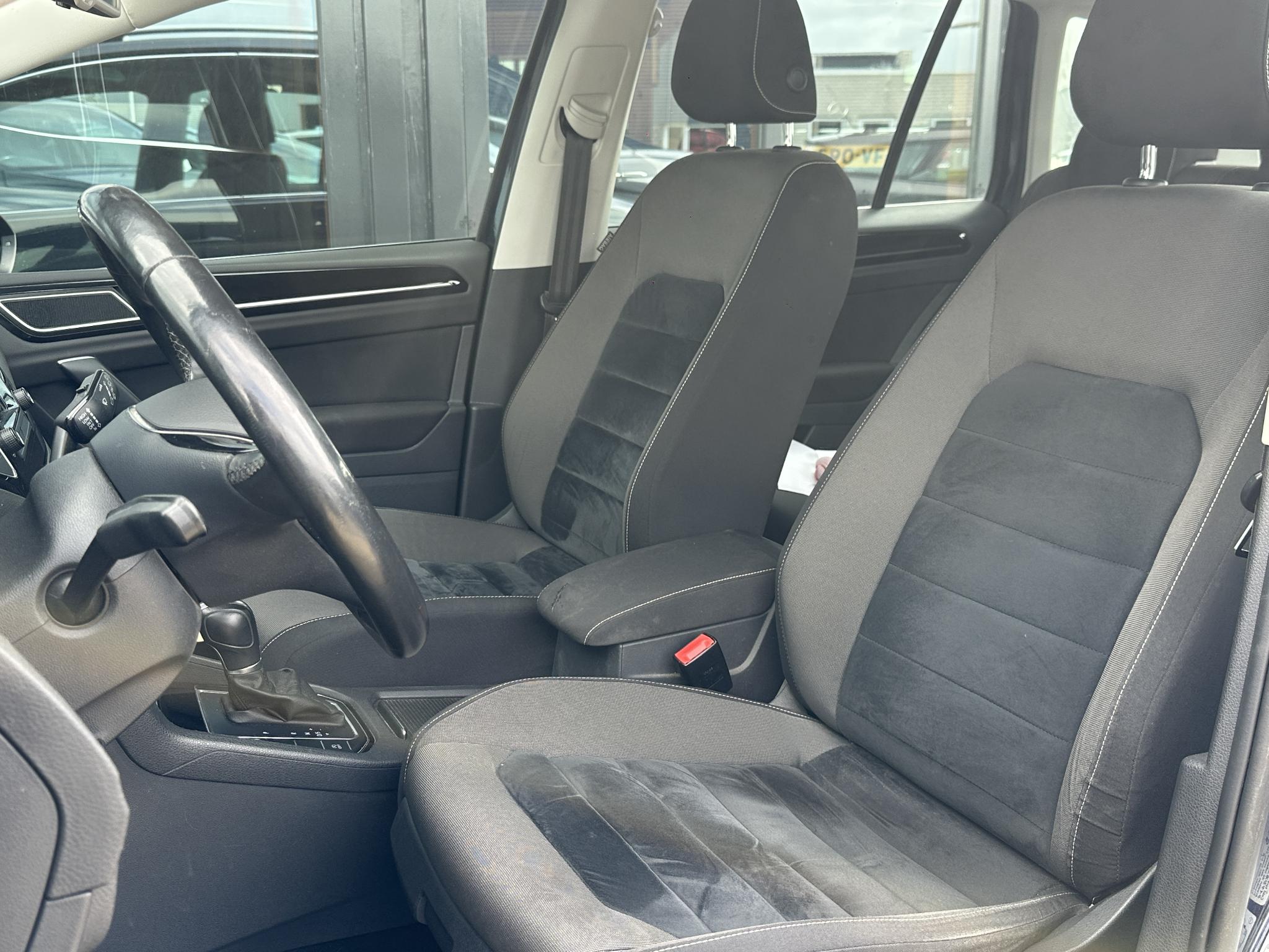 Foto van Volkswagen Golf Sportsvan