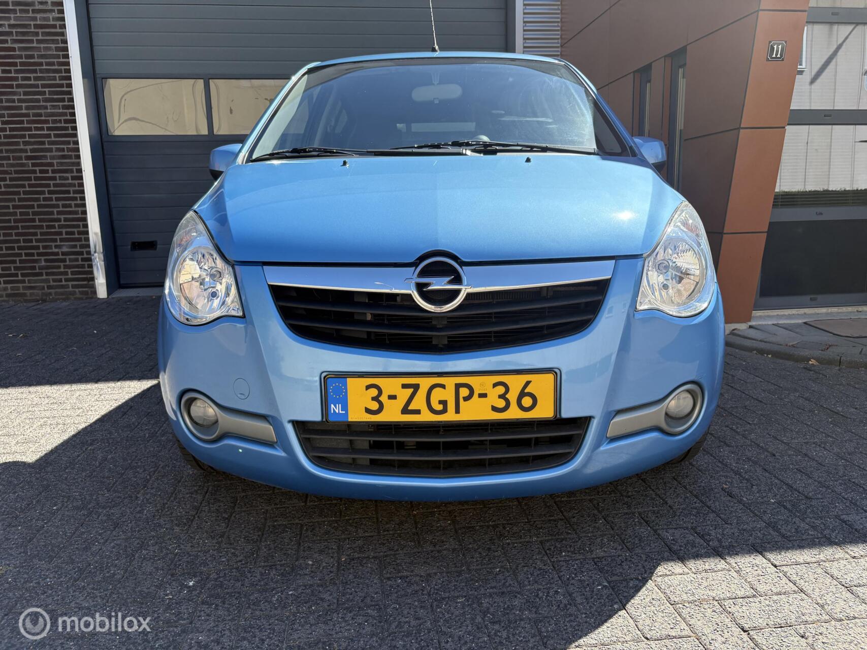 Foto van Opel Agila