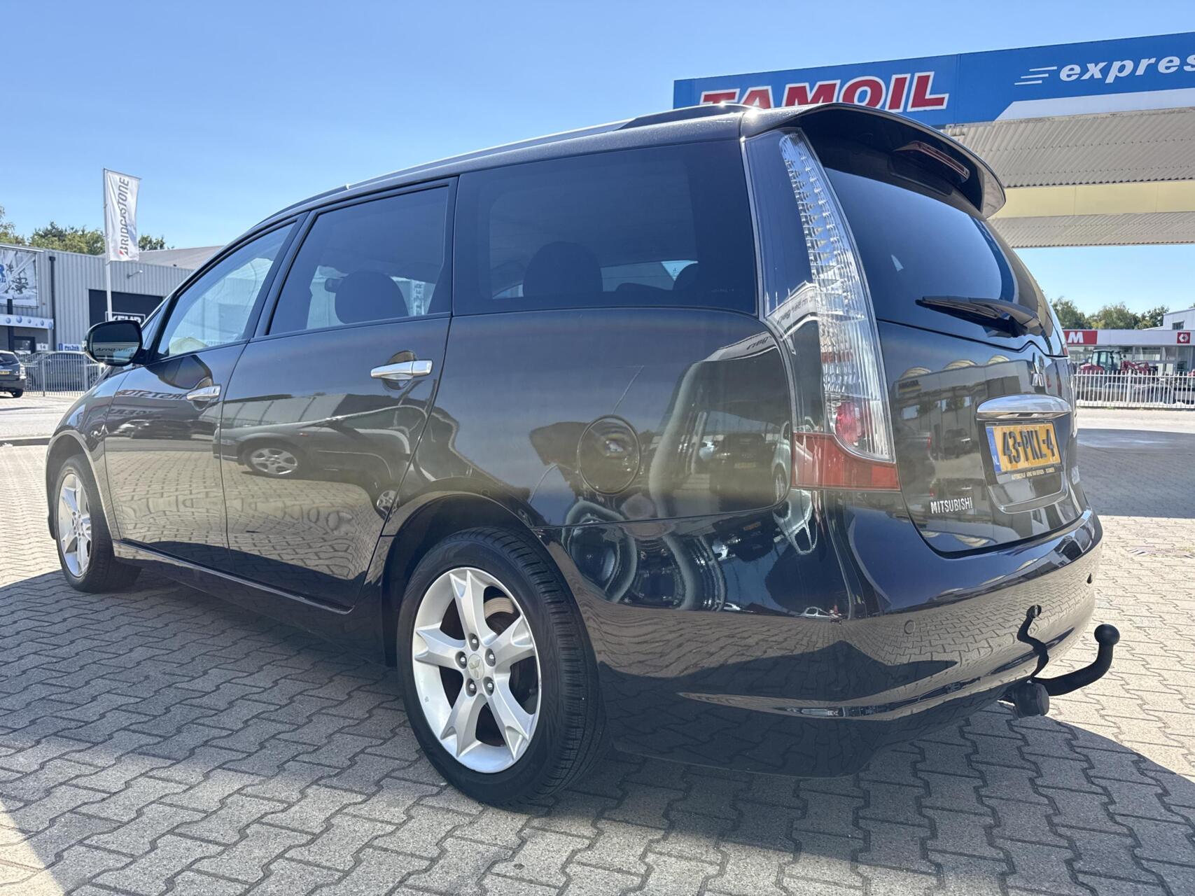 Foto van Mitsubishi Mitsubishi Grandis
