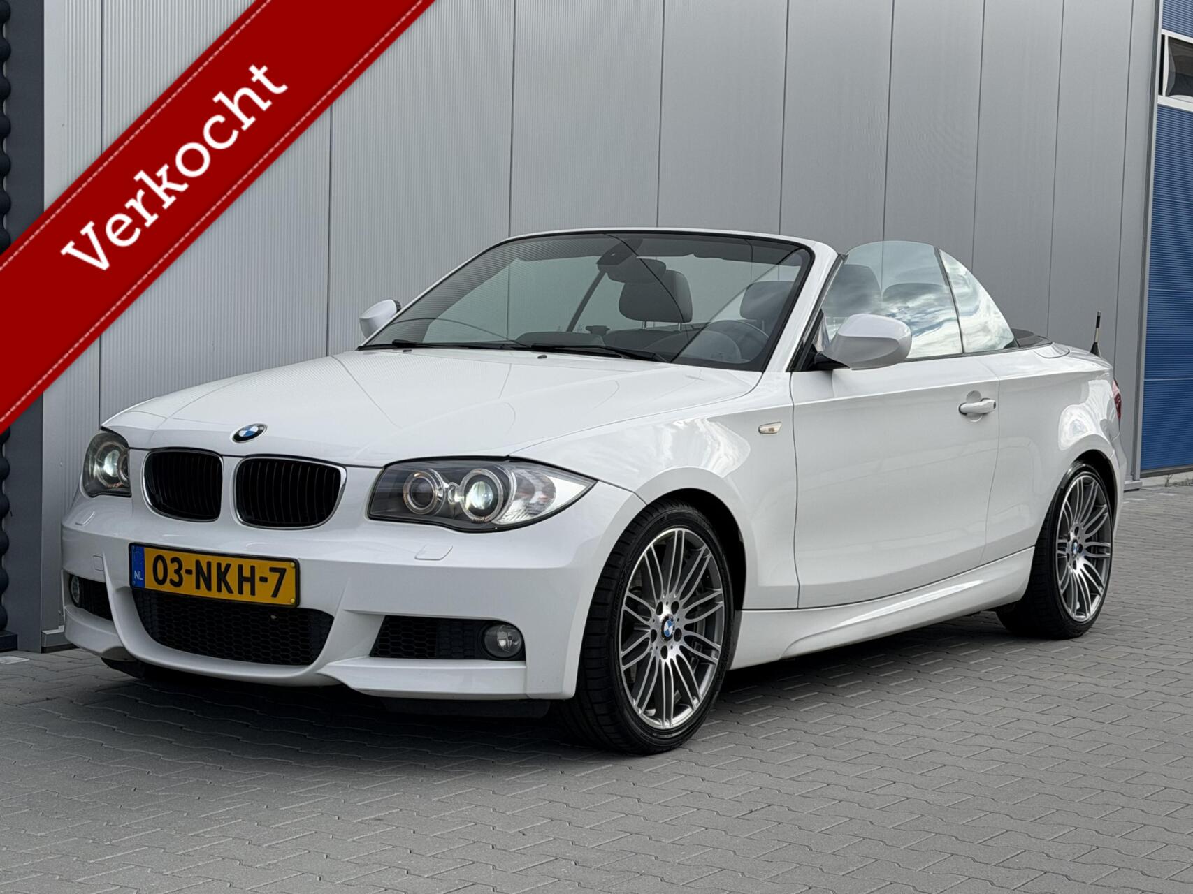 BMW 118i 118i Automaat | M pakket | Xenon | Navi 2010 - voorkant