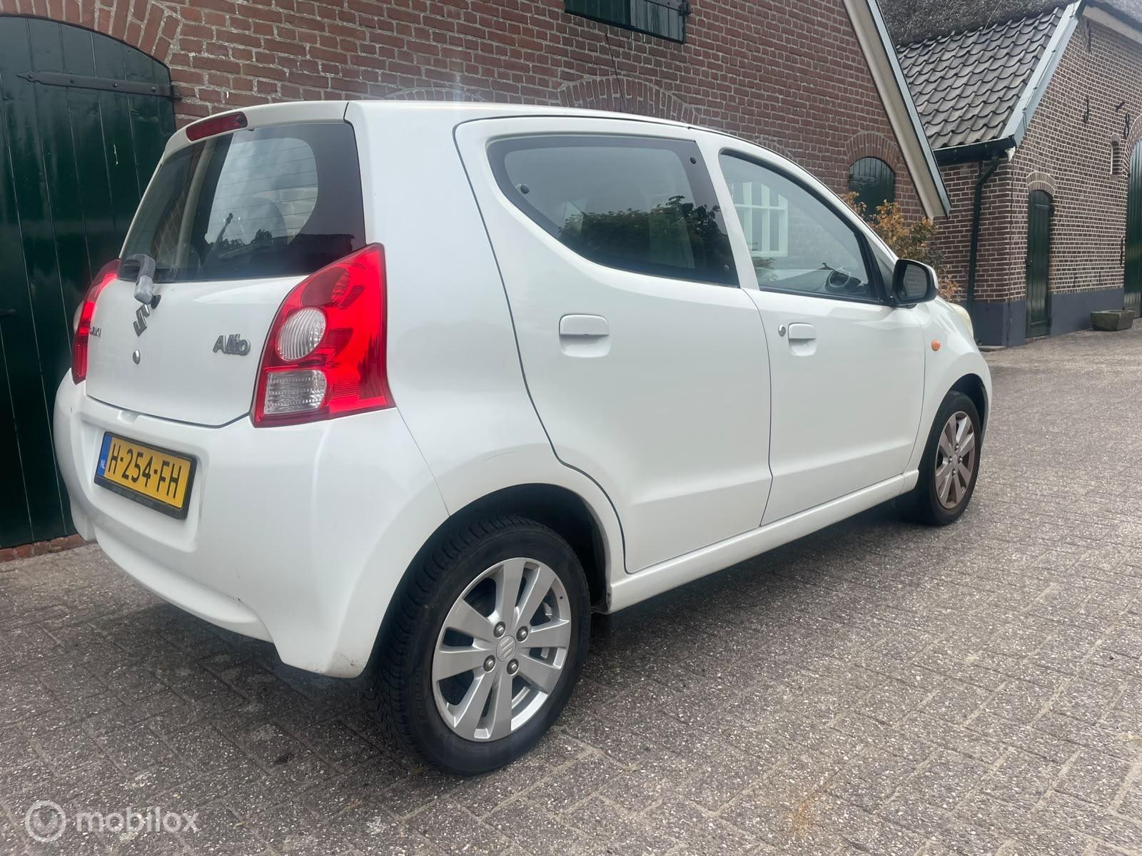 Foto van Suzuki Alto