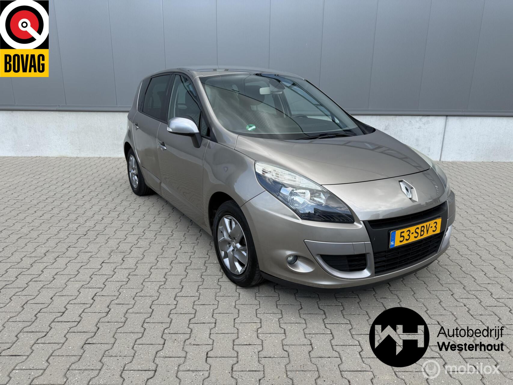 Renault Megane Scenic 1.4 TCE Parisienne|AIRCO|TREKHAAK|NAVIGATIE 2011 - voorkant