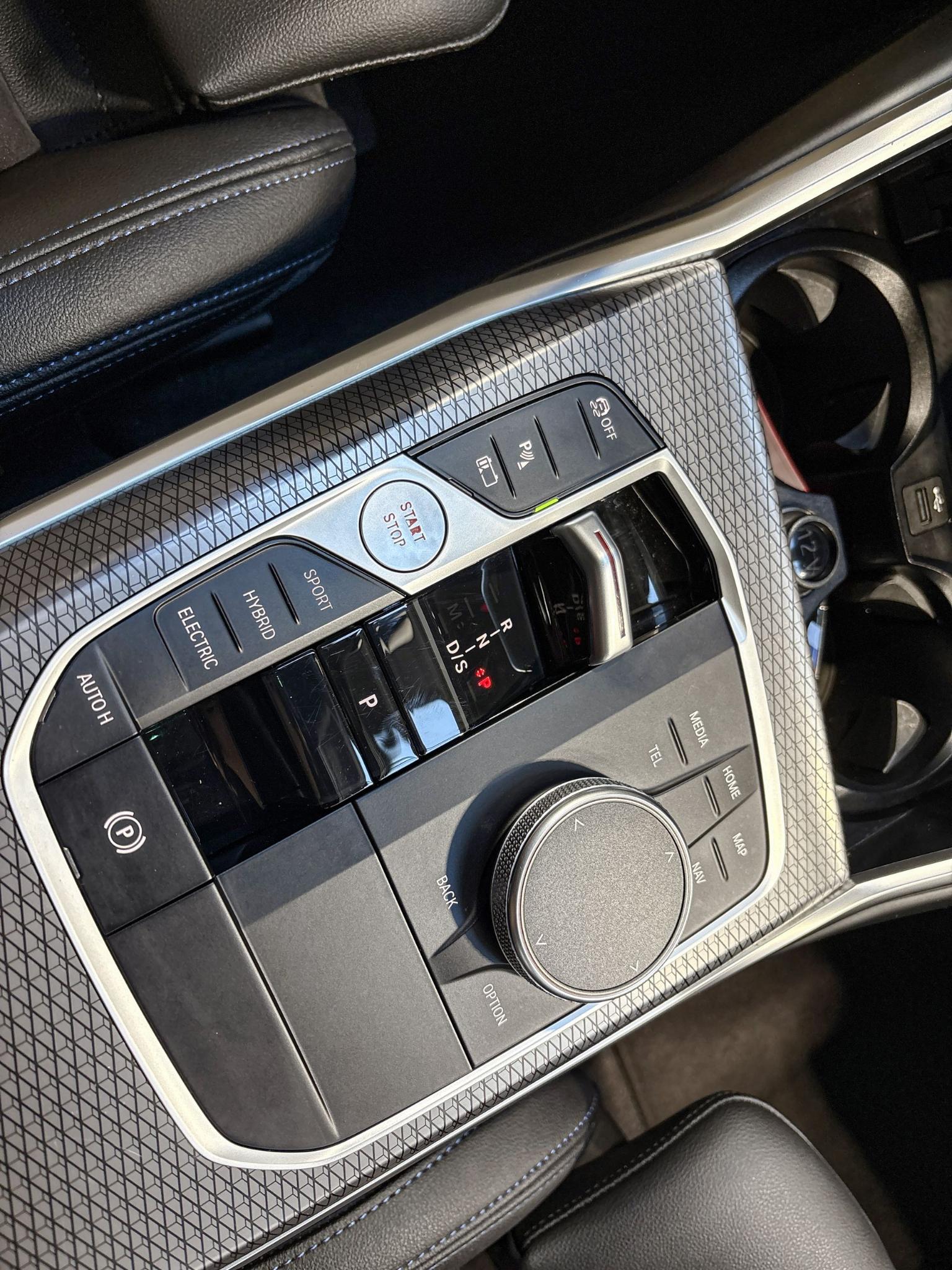 Foto van BMW 330e xDrive