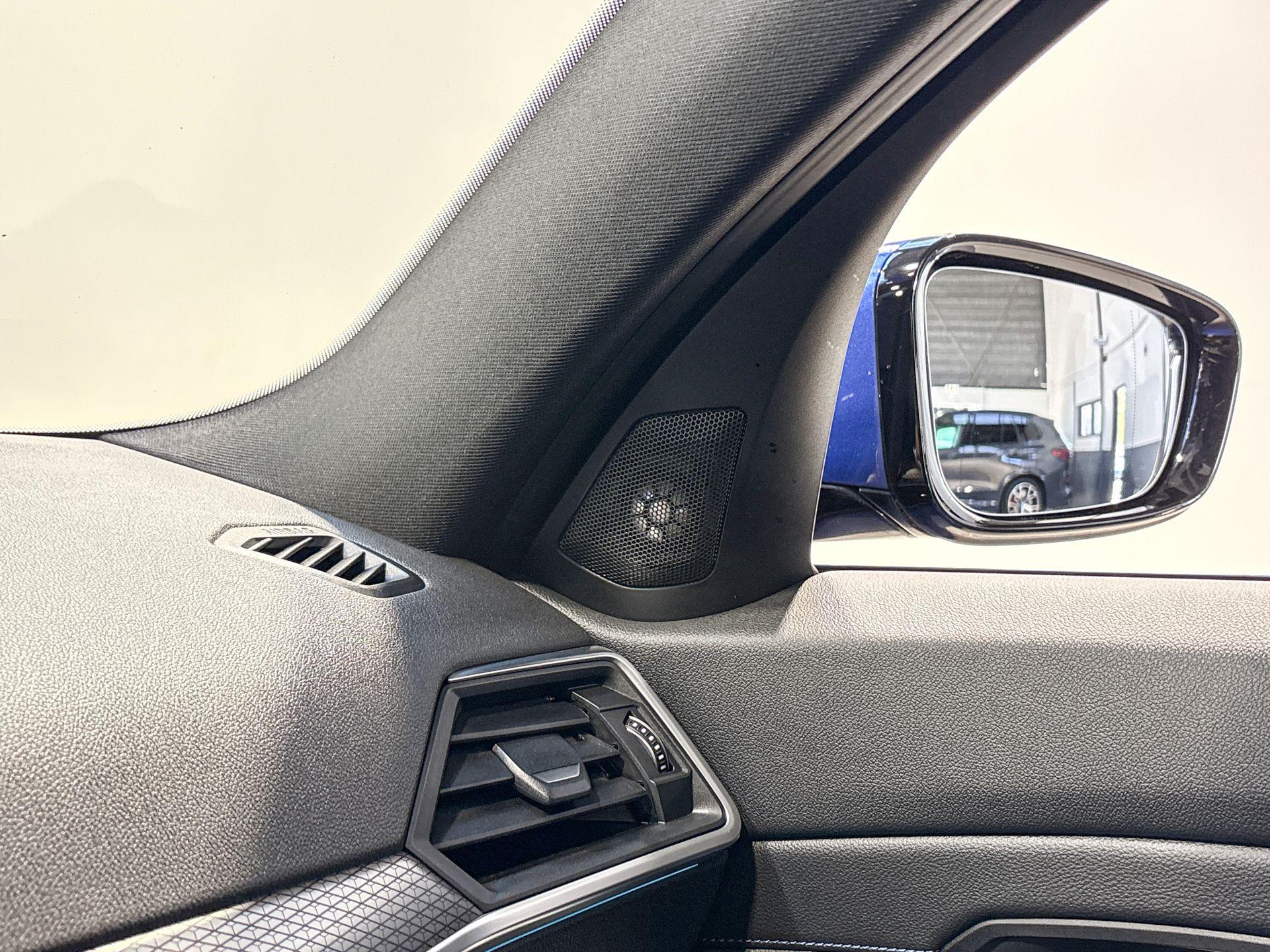 Foto van BMW 330e xDrive