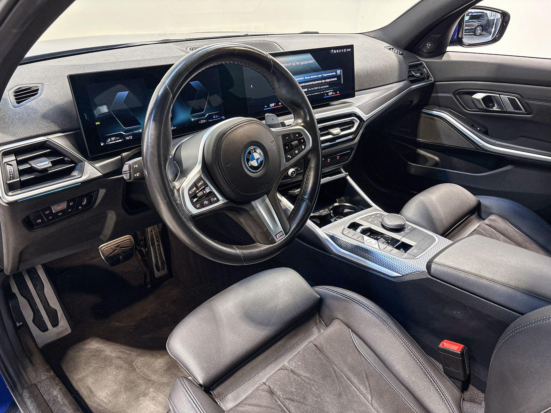 Foto van BMW 330e xDrive