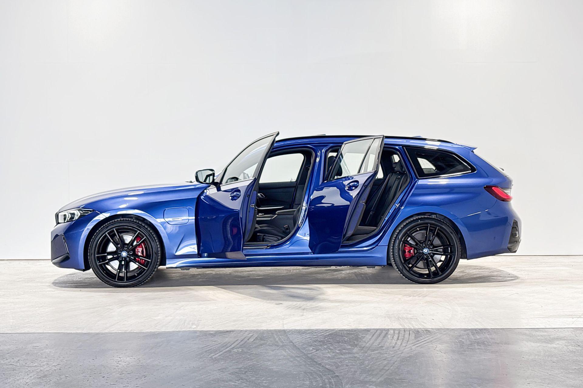 Foto van BMW 330e xDrive