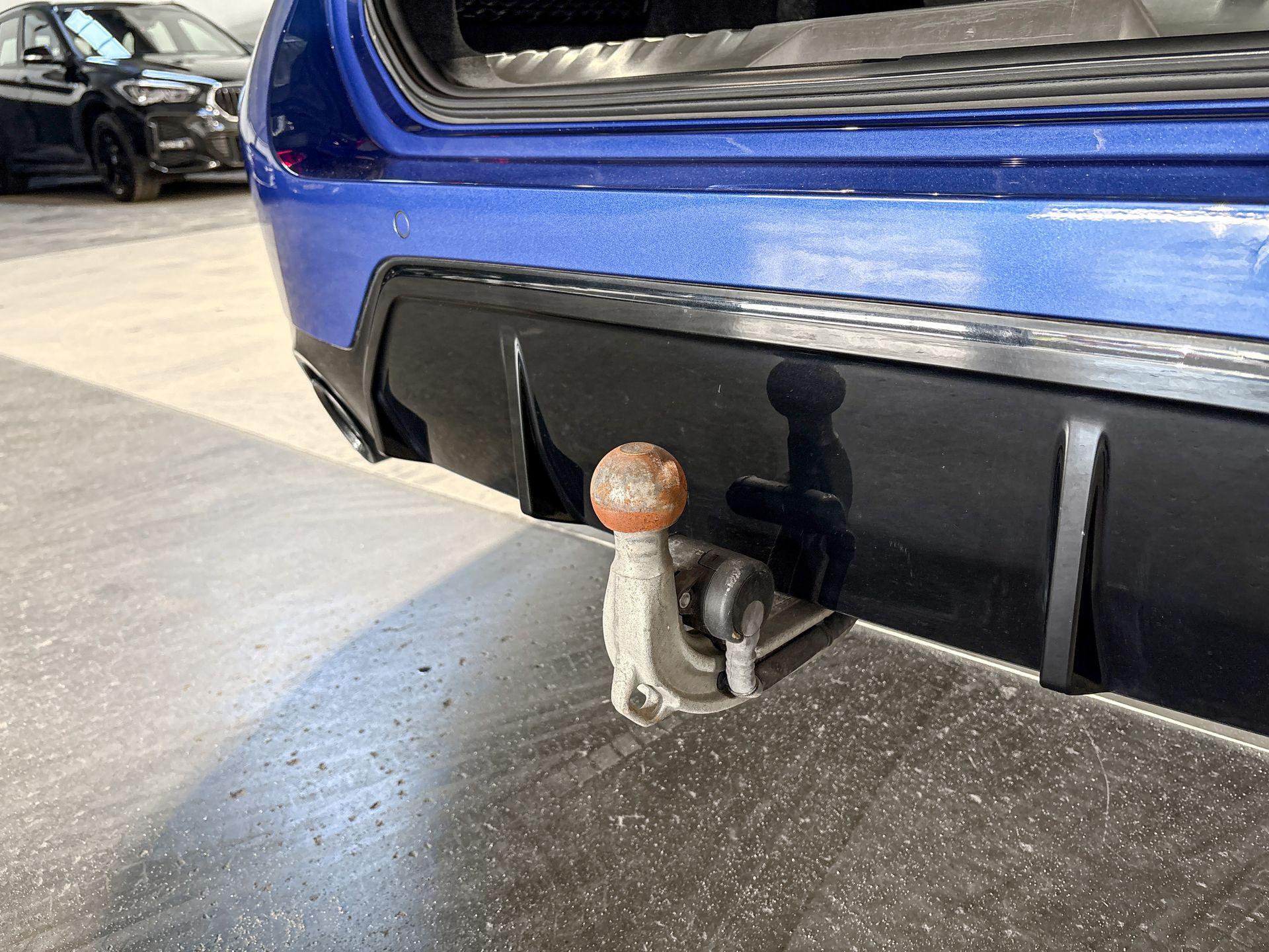 Foto van BMW 330e xDrive