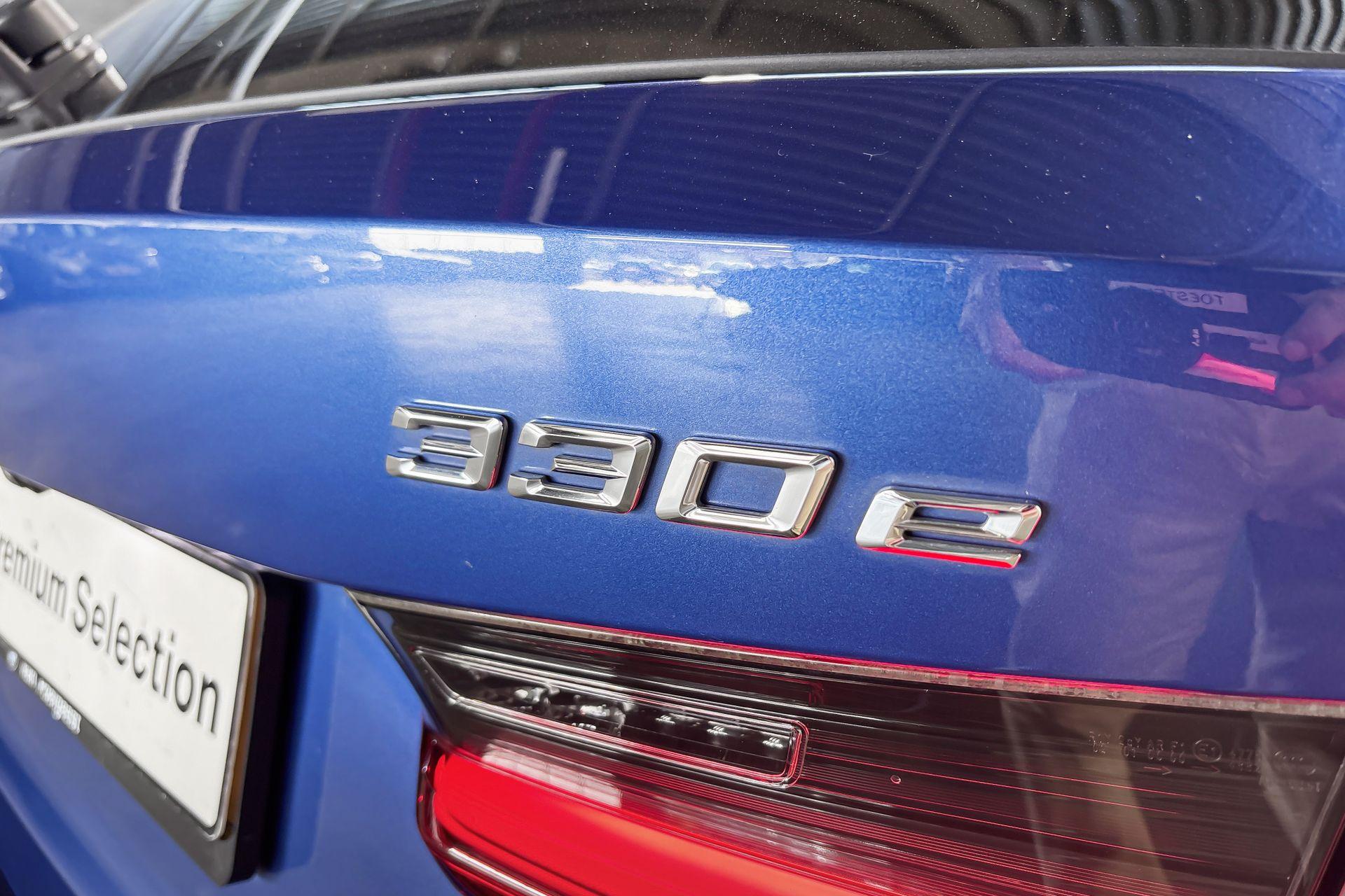 Foto van BMW 330e xDrive