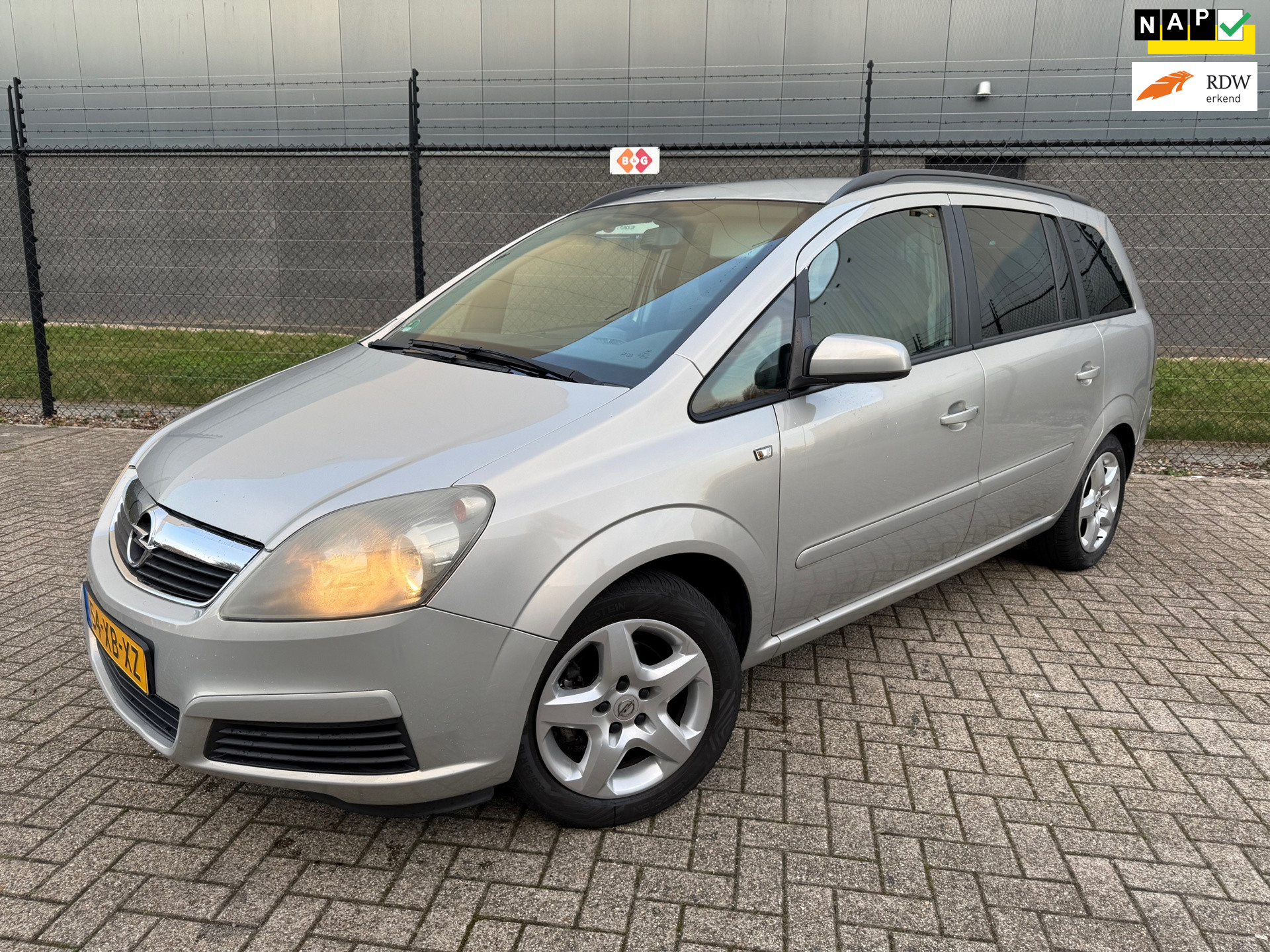 Opel Zafira 1.8 Enjoy |7-persoons| |Airco| |Trekhaak| |Cruise control| 2007 - voorkant