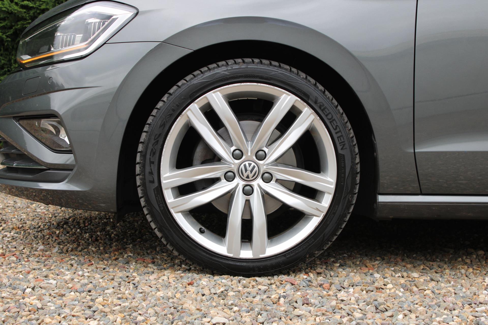 Foto van Volkswagen Golf Sportsvan