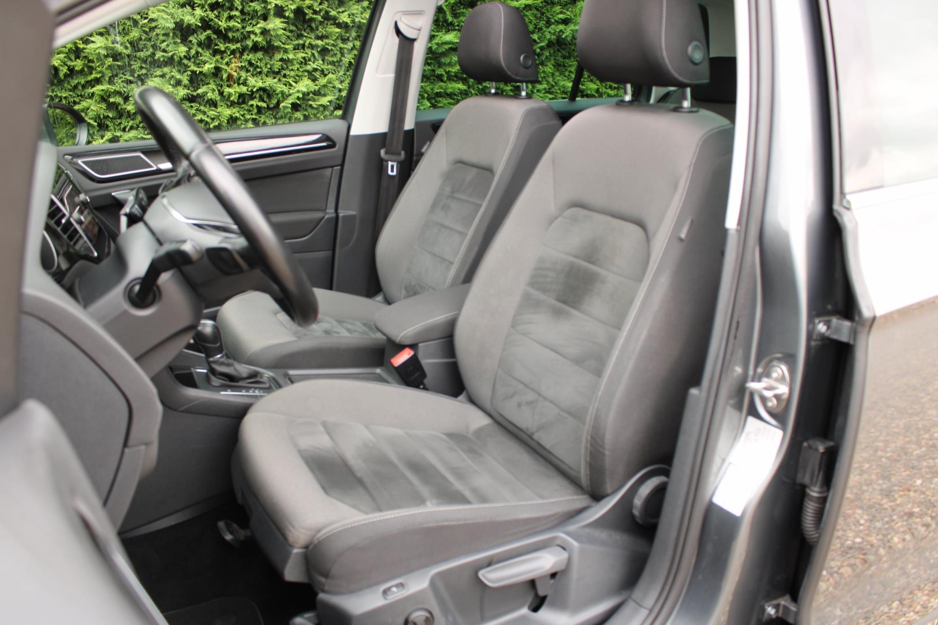 Foto van Volkswagen Golf Sportsvan