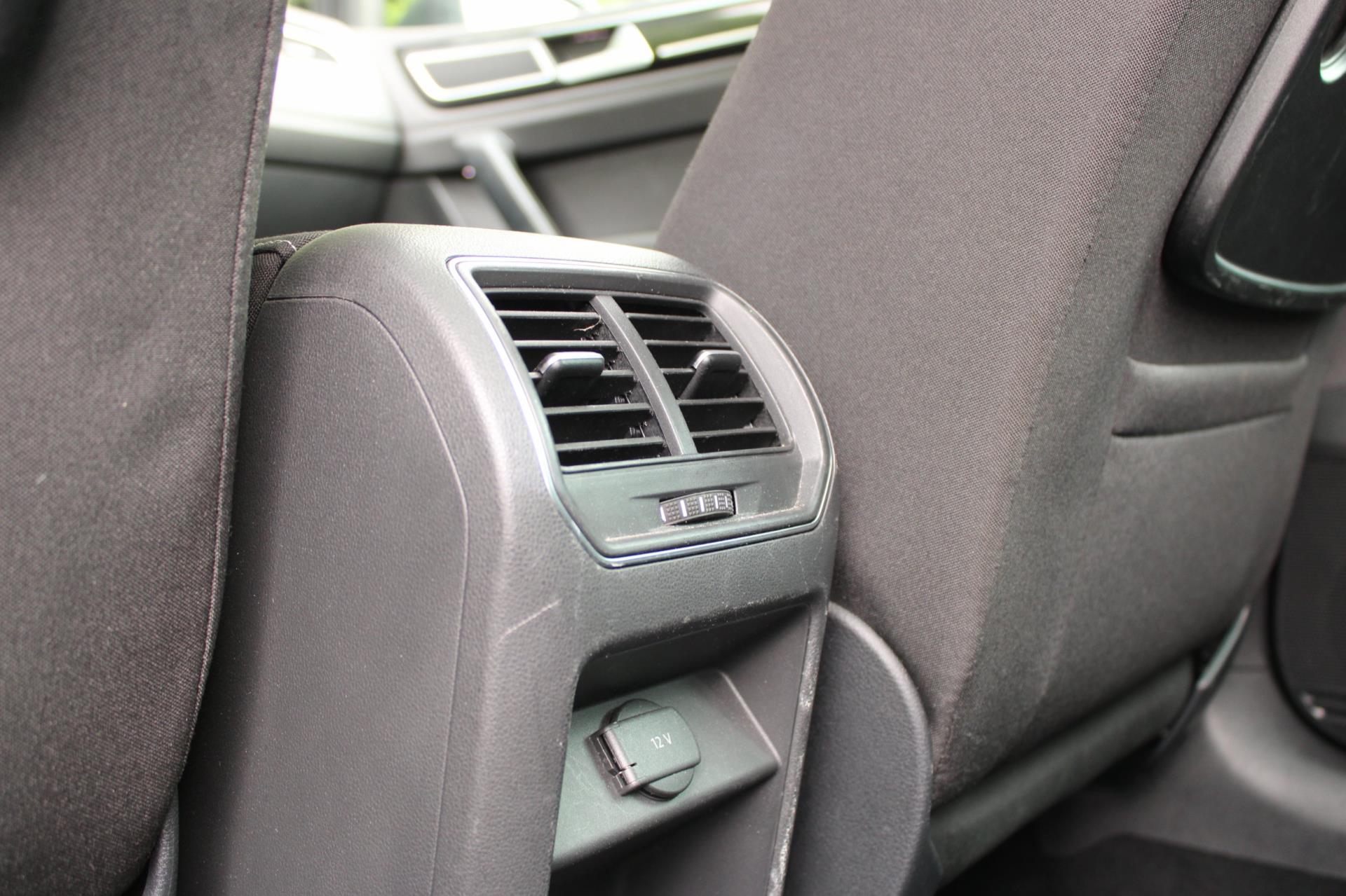Foto van Volkswagen Golf Sportsvan