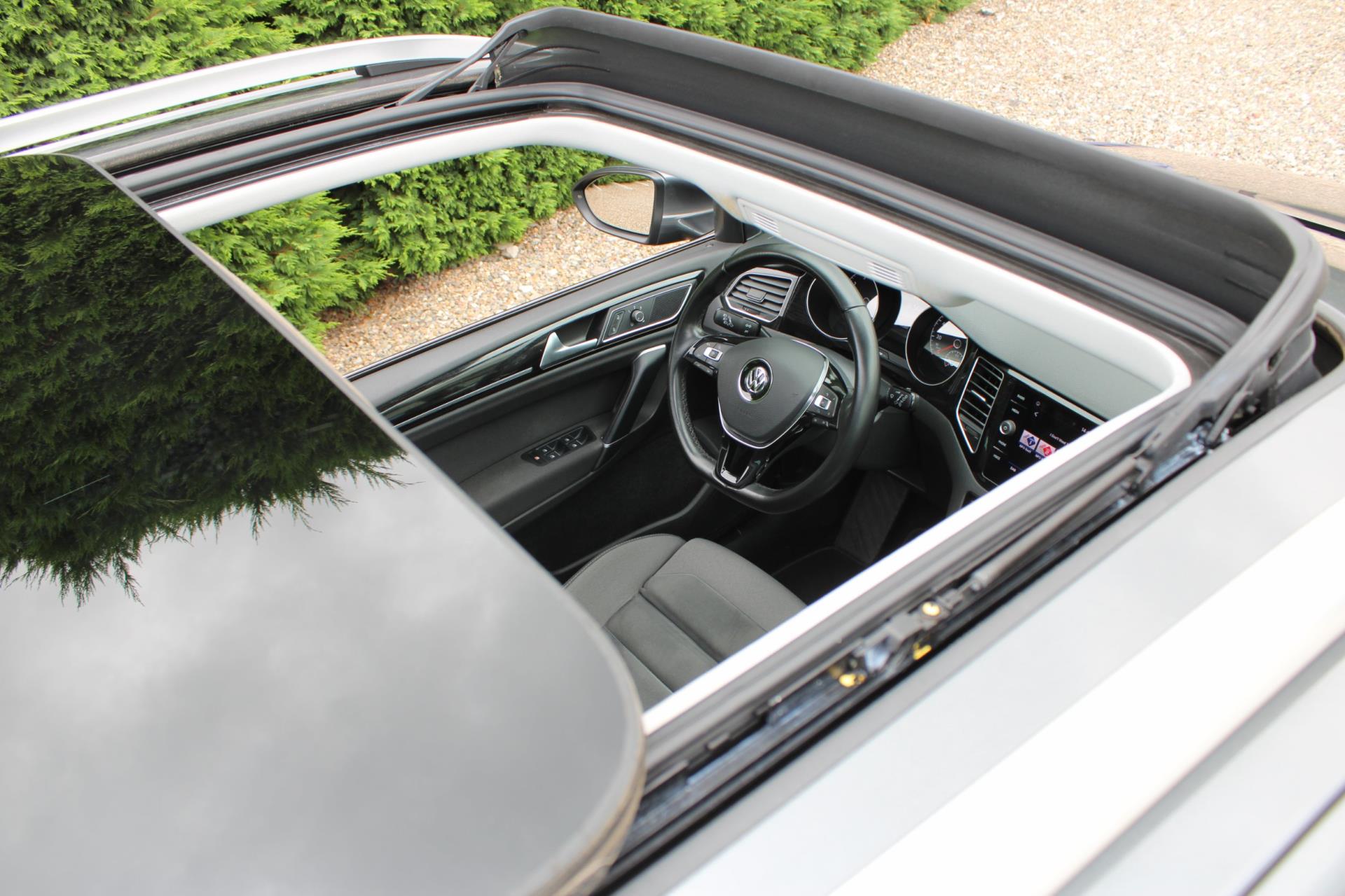 Foto van Volkswagen Golf Sportsvan