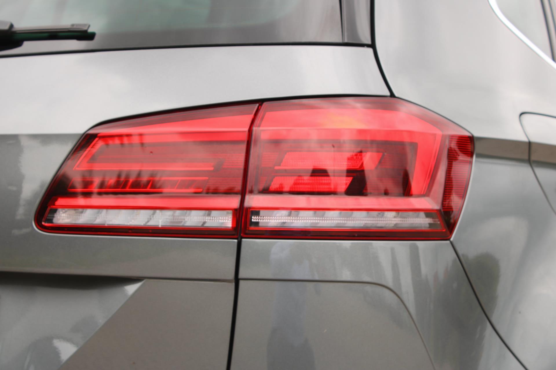 Foto van Volkswagen Golf Sportsvan
