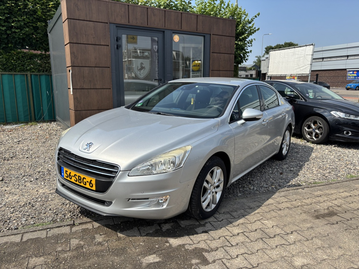 Peugeot 508 1.6 THP Blue L. Exe. 2011 - voorkant